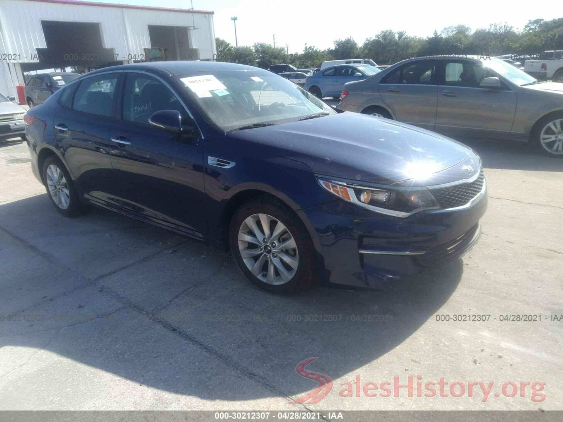 5XXGT4L37HG165802 2017 KIA OPTIMA