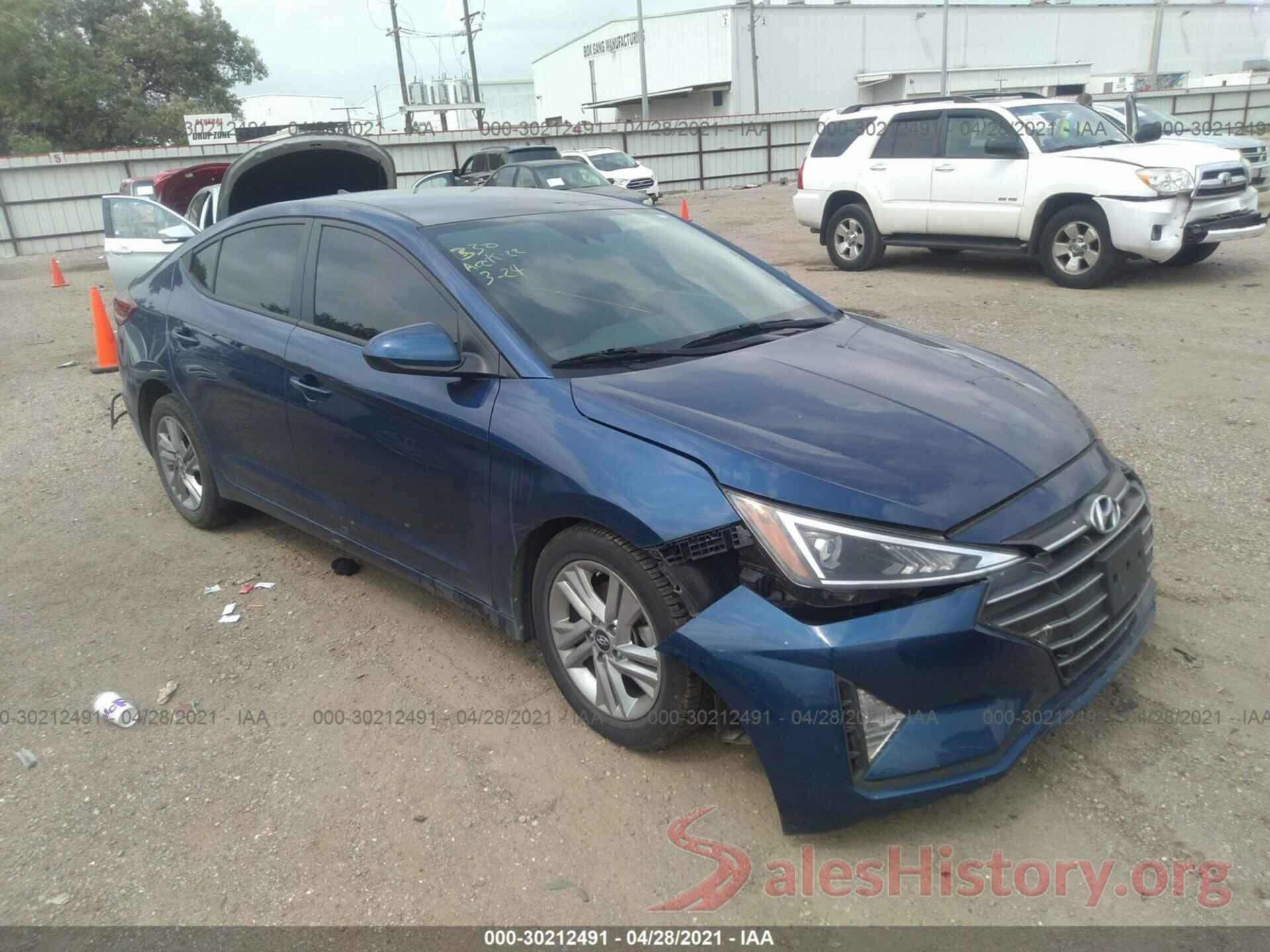 5NPD84LFXLH584870 2020 HYUNDAI ELANTRA