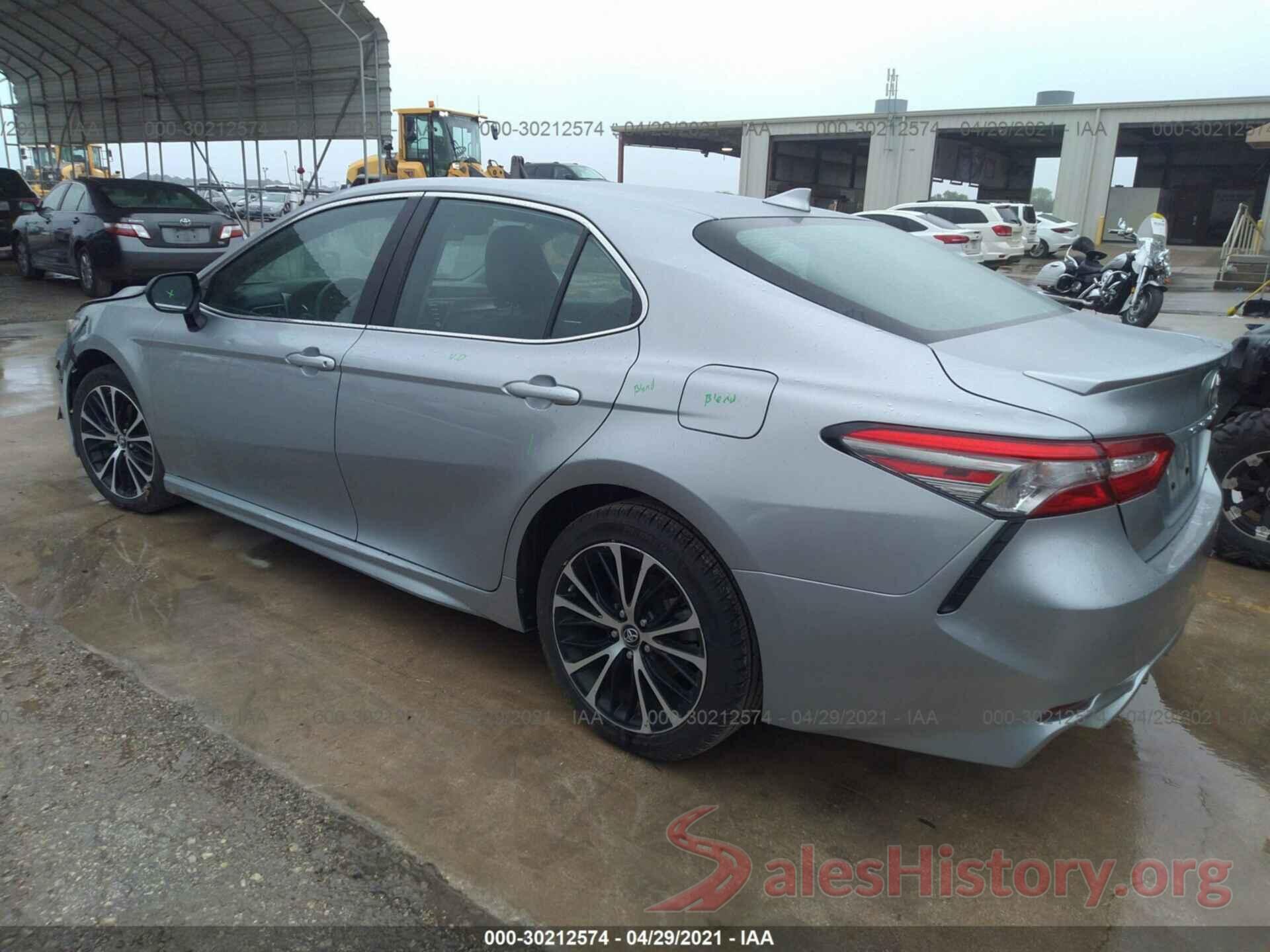 4T1B11HK3KU771173 2019 TOYOTA CAMRY