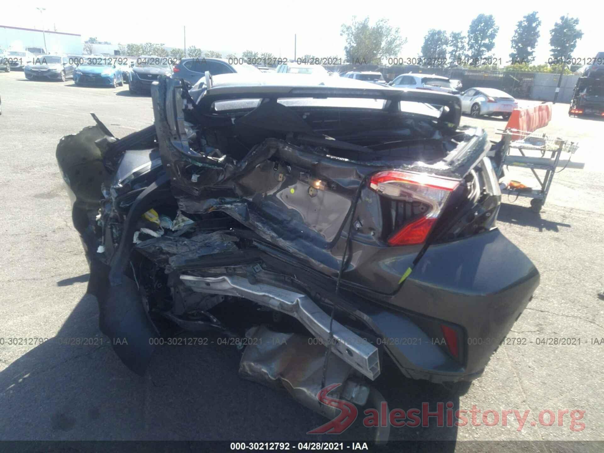 NMTKHMBX0JR033919 2018 TOYOTA C-HR