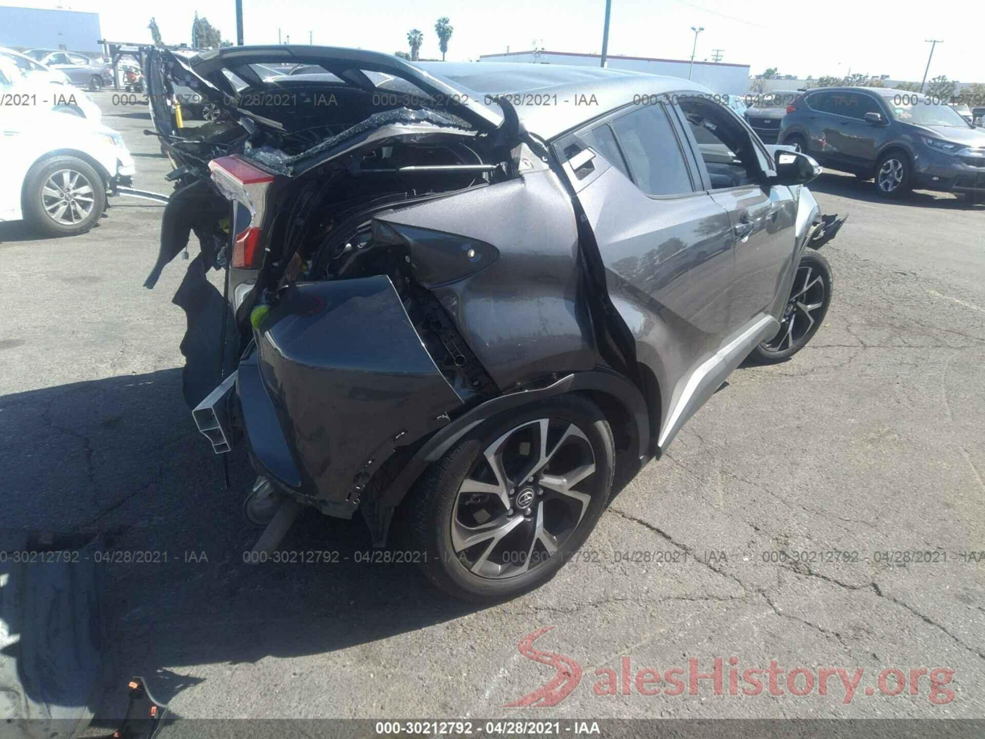 NMTKHMBX0JR033919 2018 TOYOTA C-HR