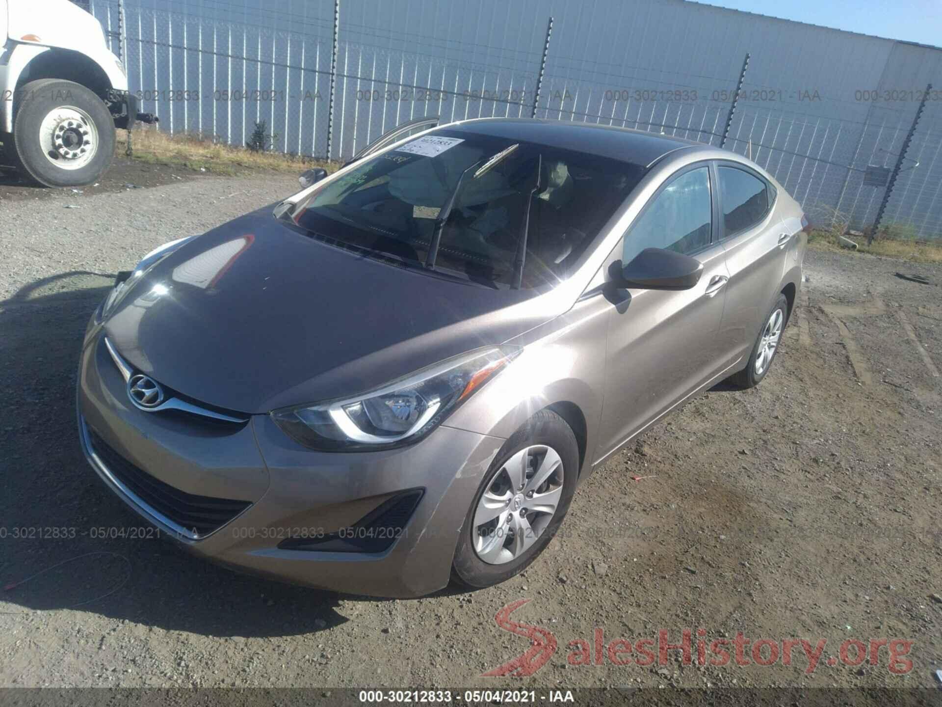 5NPDH4AE9GH700074 2016 HYUNDAI ELANTRA