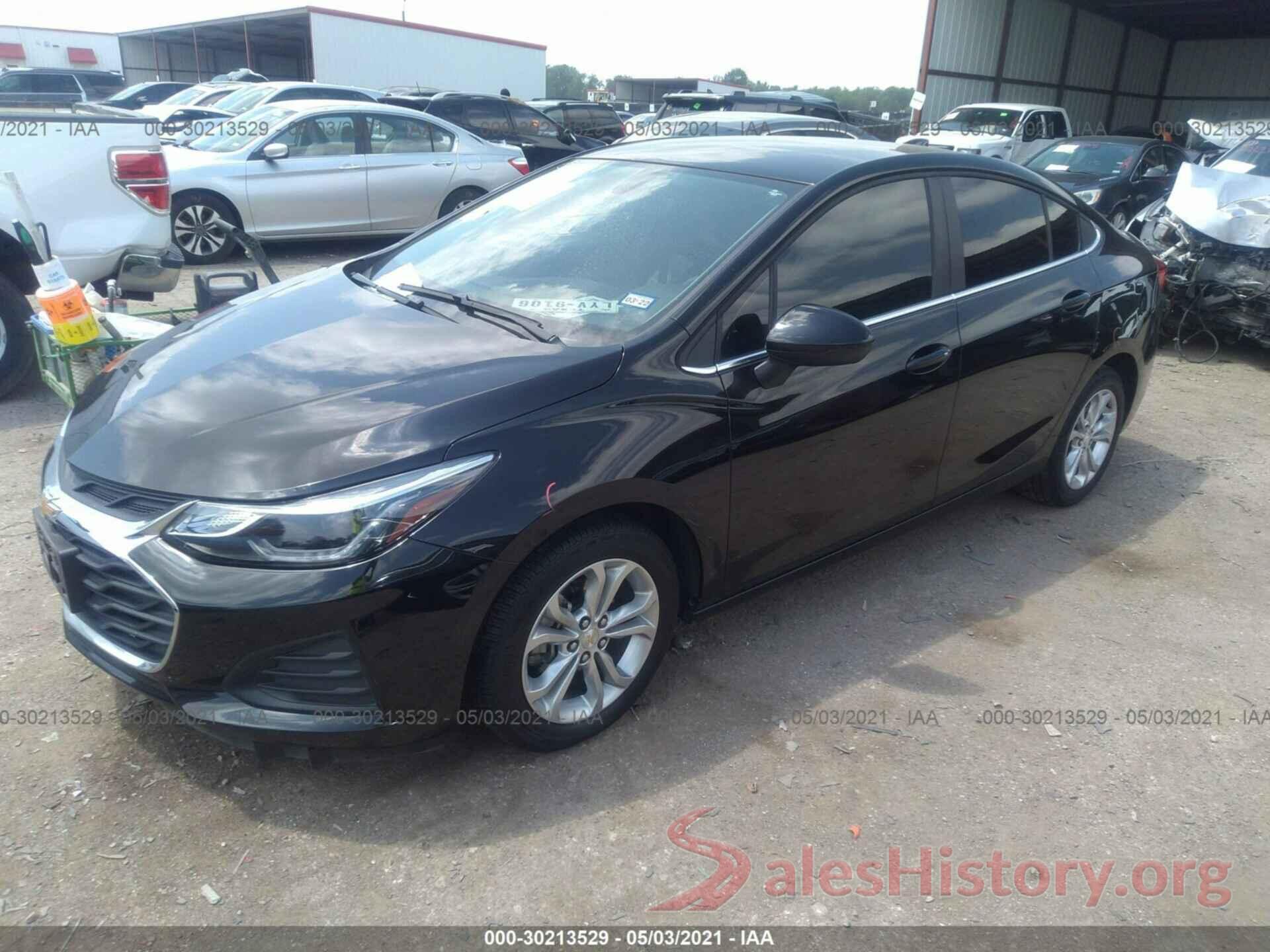 1G1BE5SMXK7143483 2019 CHEVROLET CRUZE