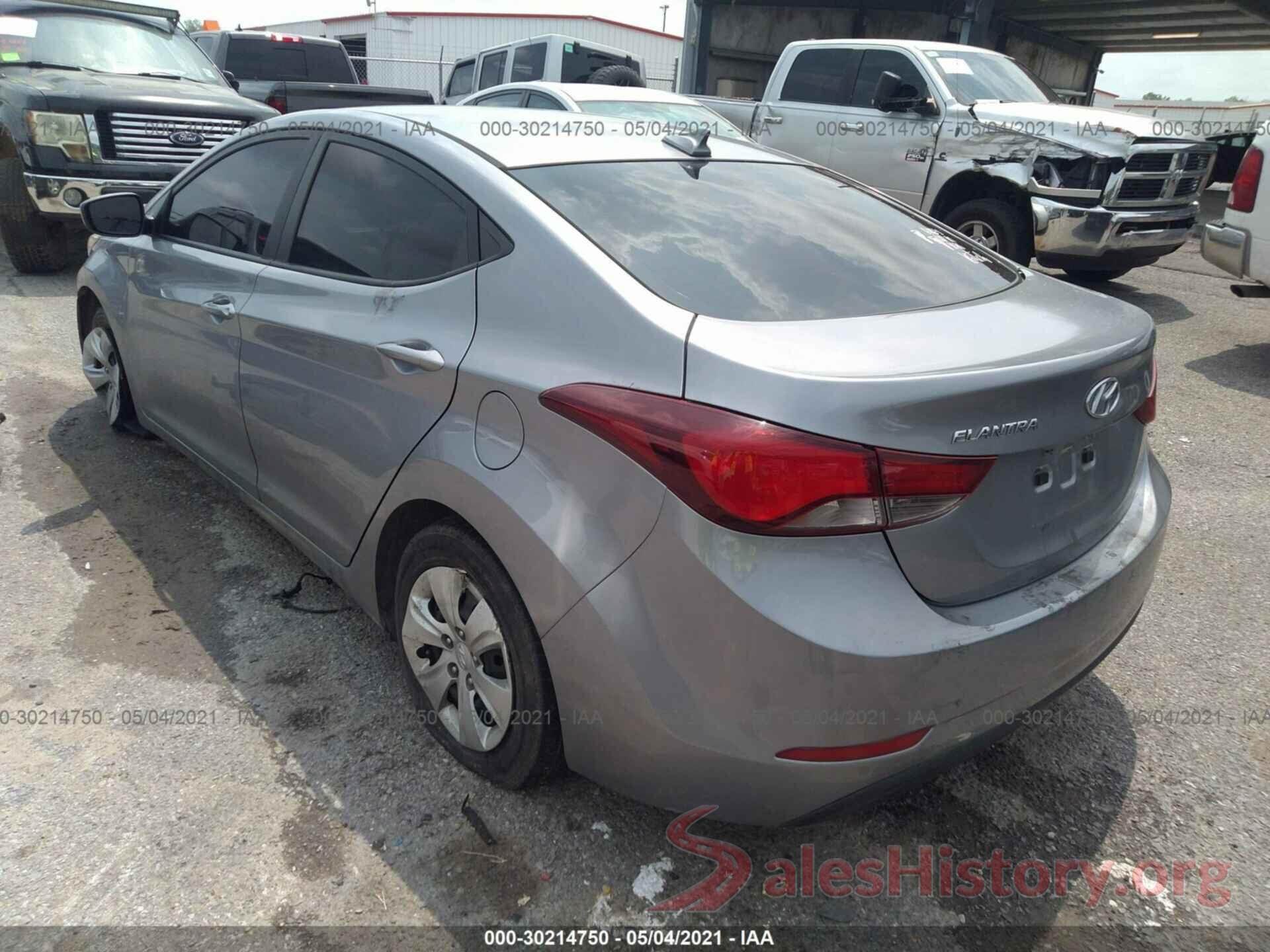 5NPDH4AE5GH675805 2016 HYUNDAI ELANTRA