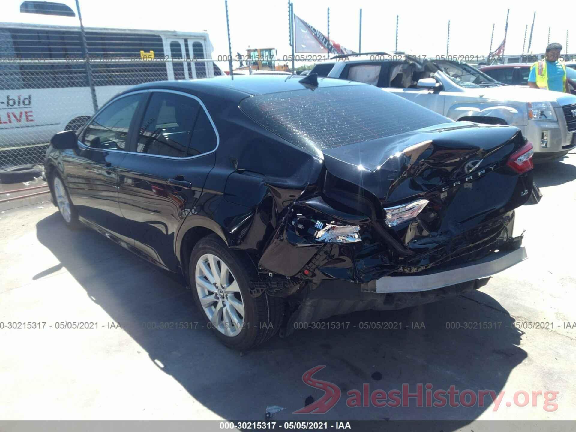 4T1B11HKXKU733388 2019 TOYOTA CAMRY