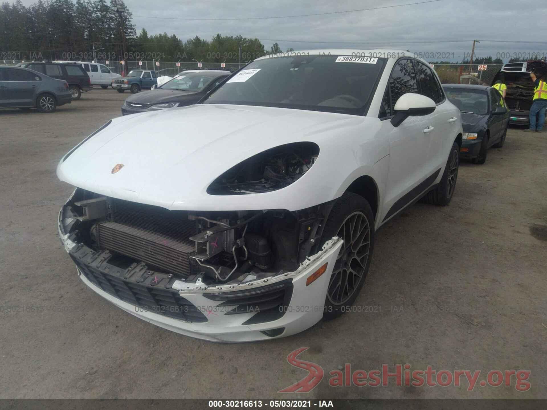 WP1AA2A59JLB13175 2018 PORSCHE MACAN