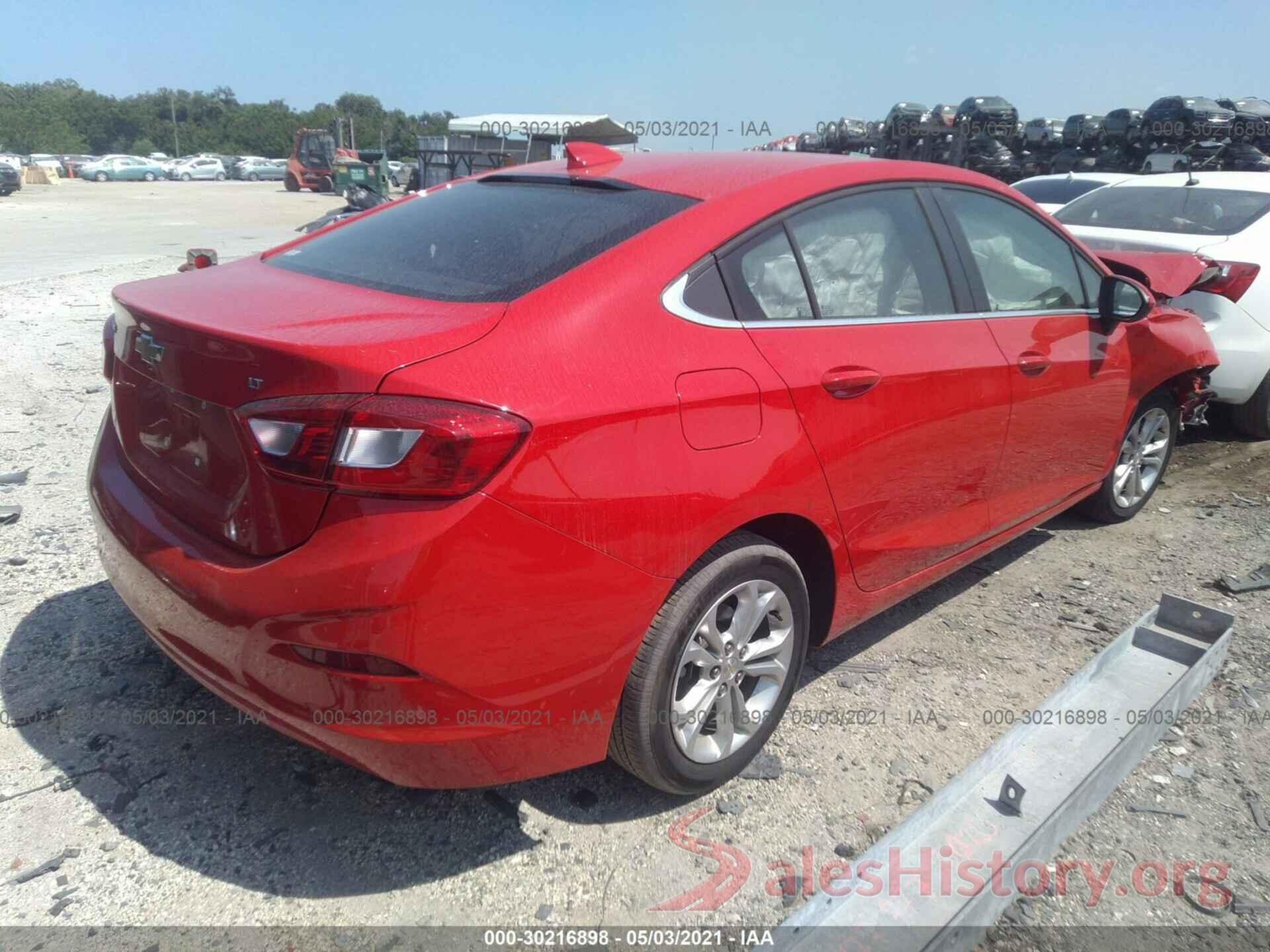 1G1BE5SM3K7117582 2019 CHEVROLET CRUZE