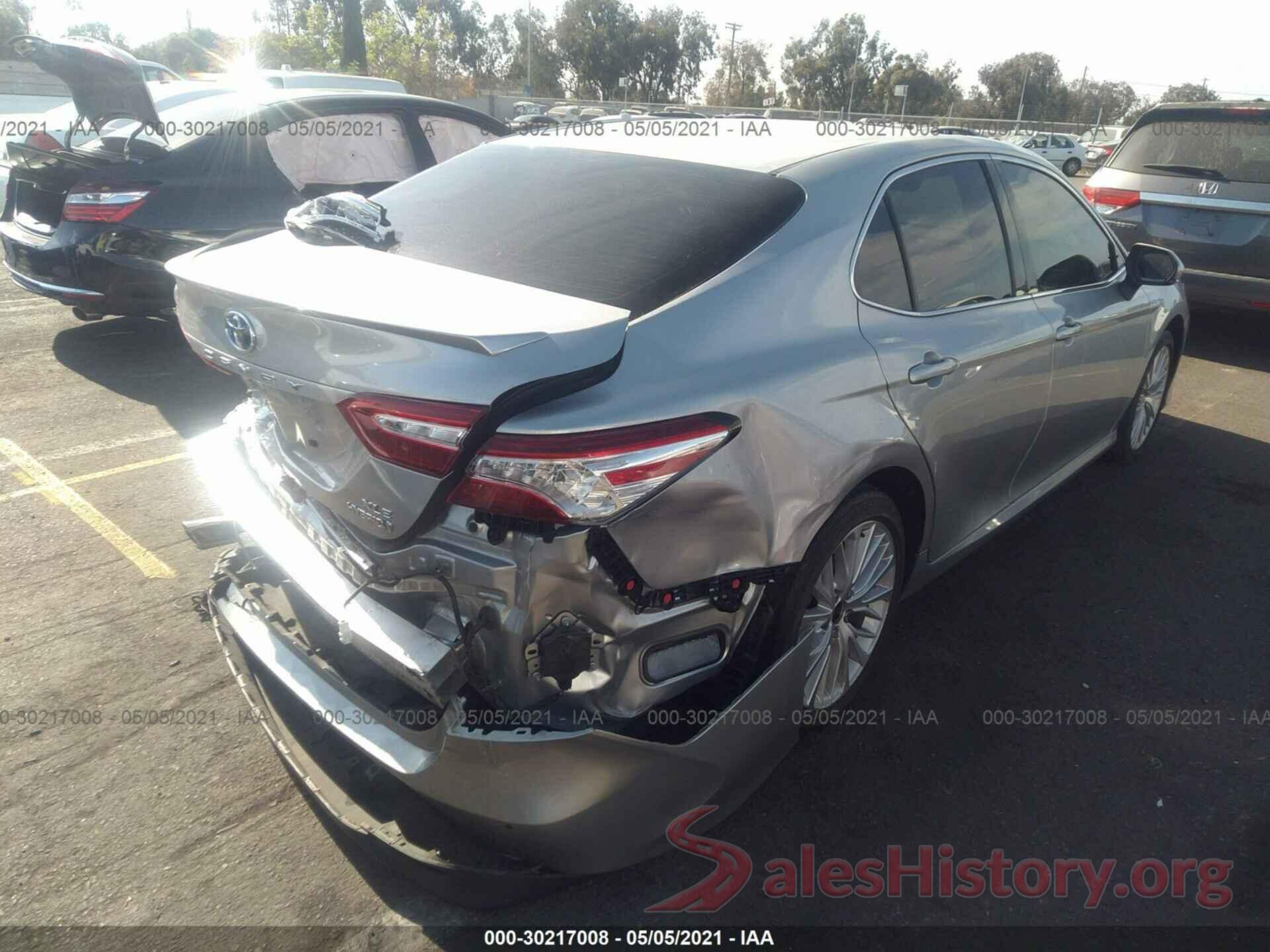 4T1B21HK7JU508406 2018 TOYOTA CAMRY