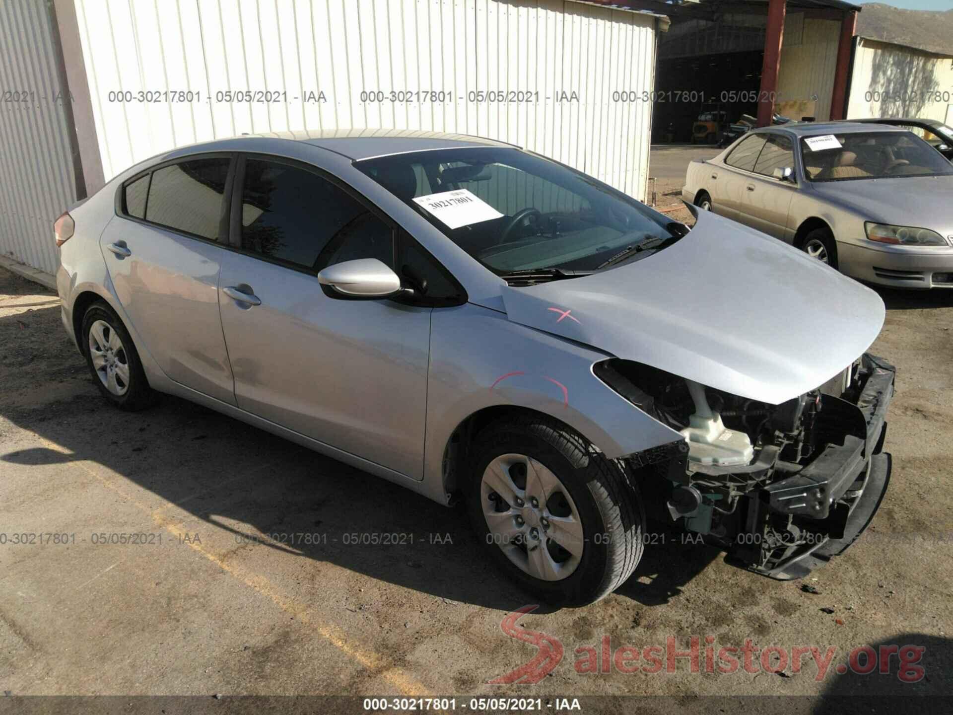 3KPFK4A77HE143392 2017 KIA FORTE