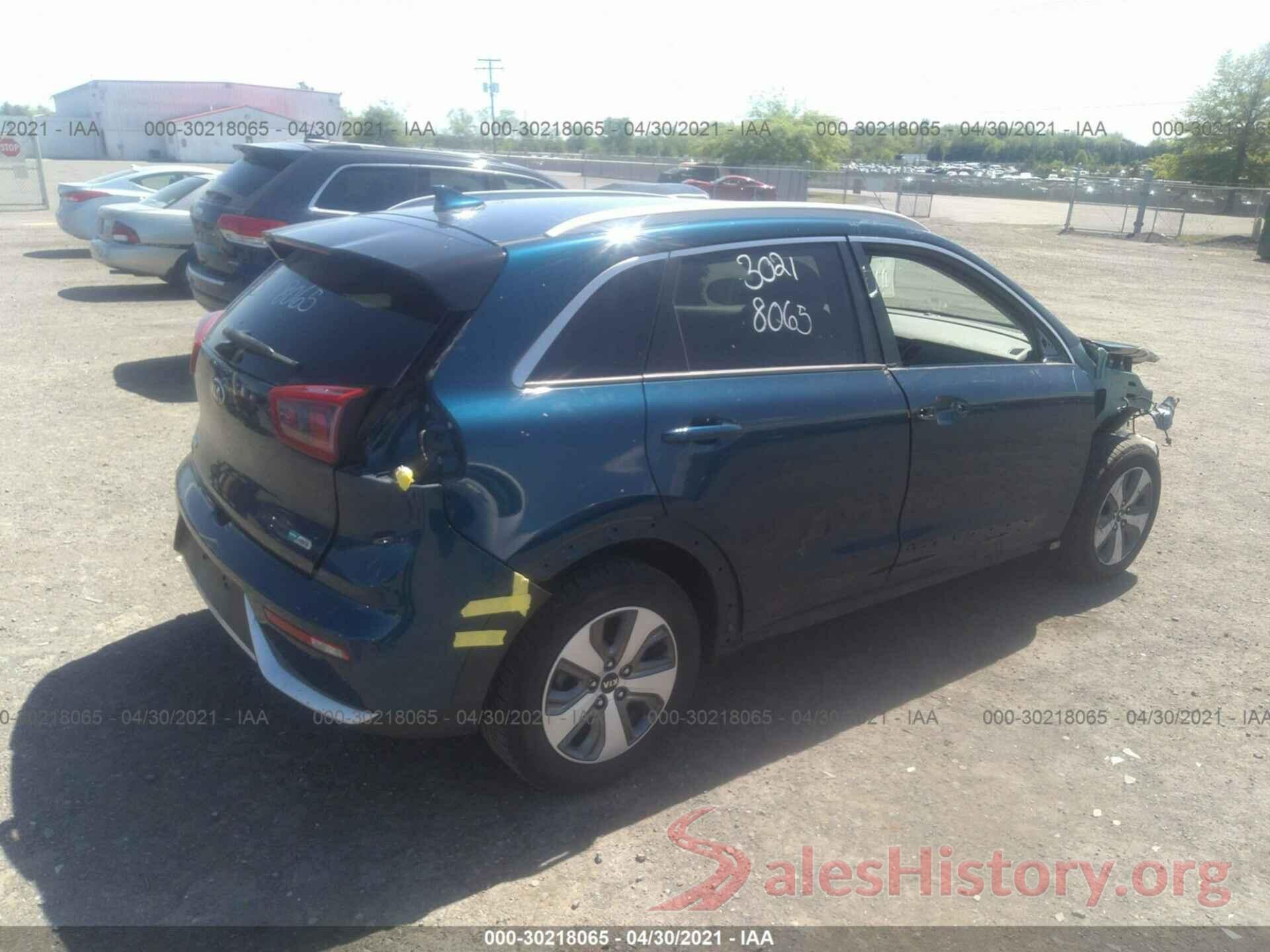 KNDCB3LC0H5065122 2017 KIA NIRO