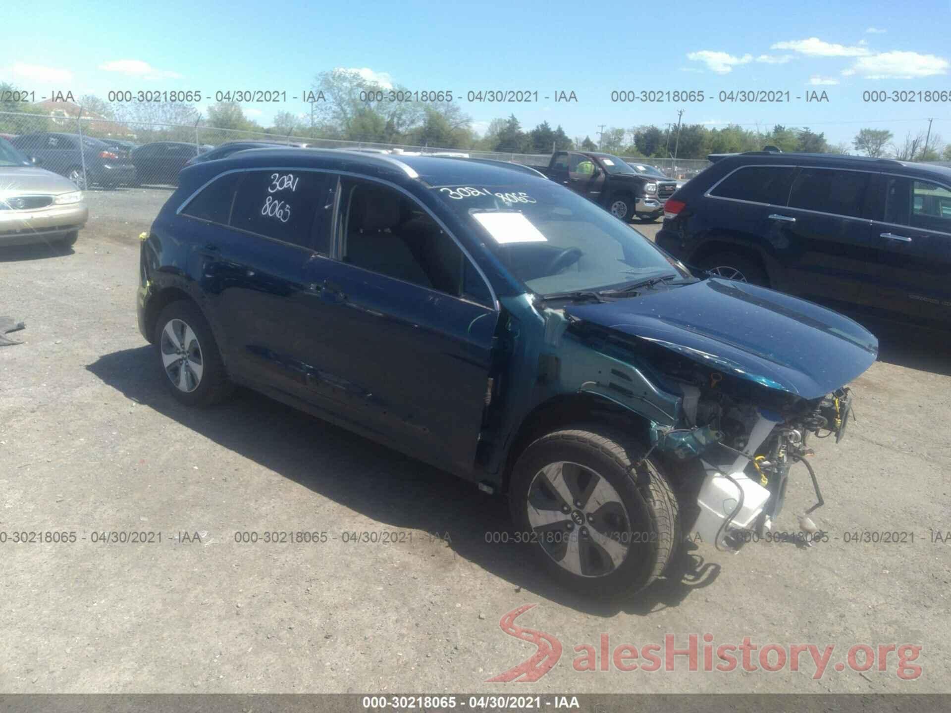 KNDCB3LC0H5065122 2017 KIA NIRO