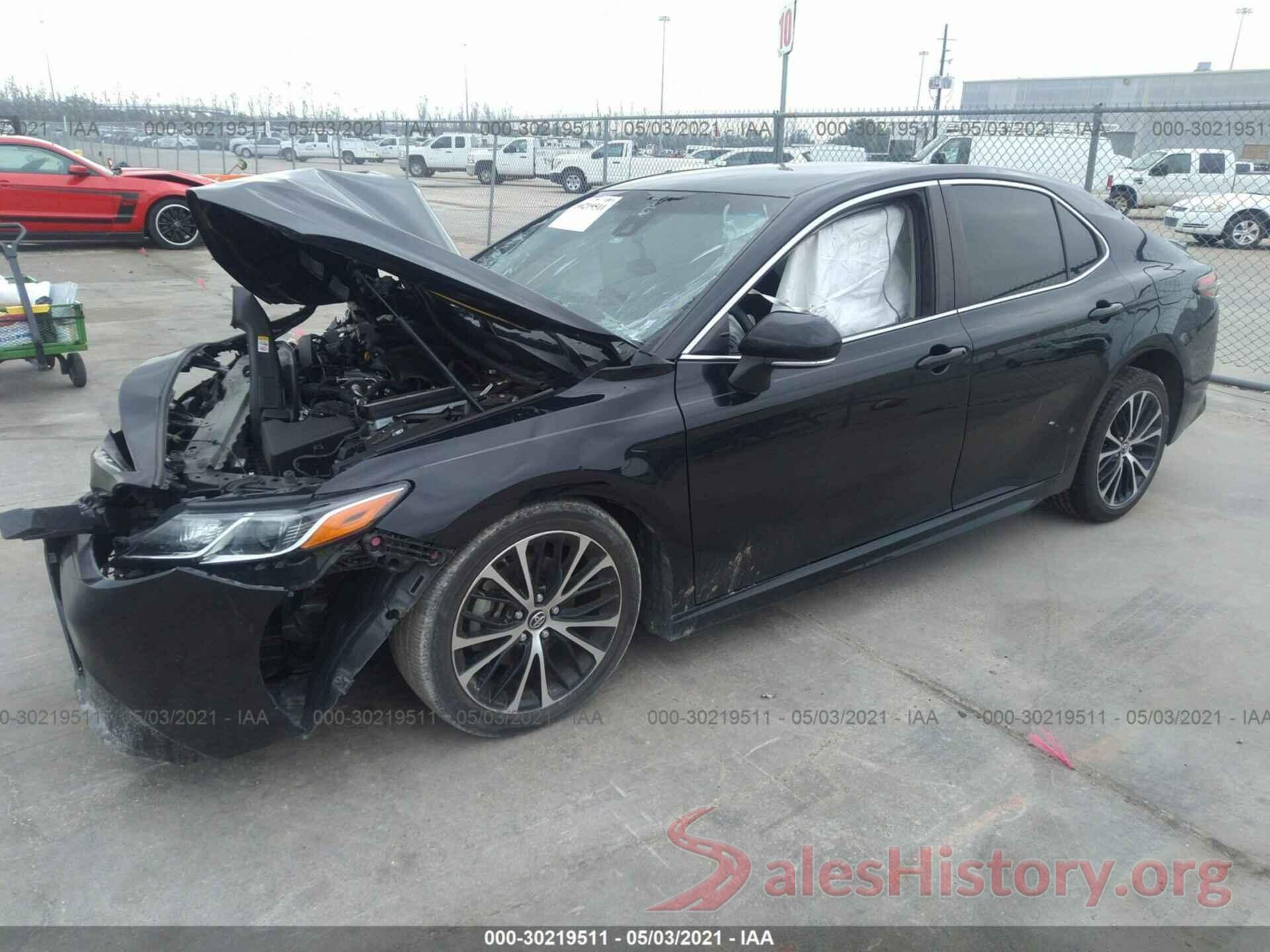 JTNB11HK8J3005377 2018 TOYOTA CAMRY