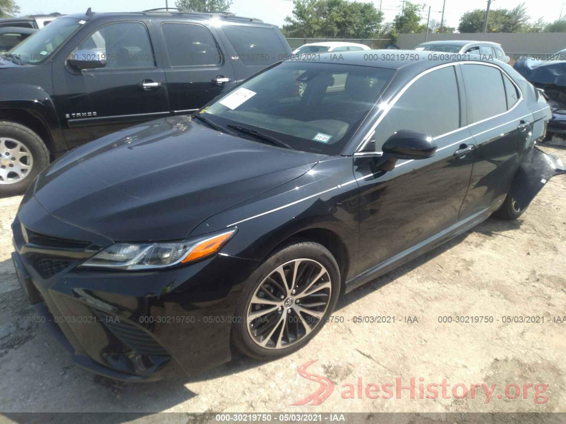 JTNB11HK3J3070170 2018 TOYOTA CAMRY