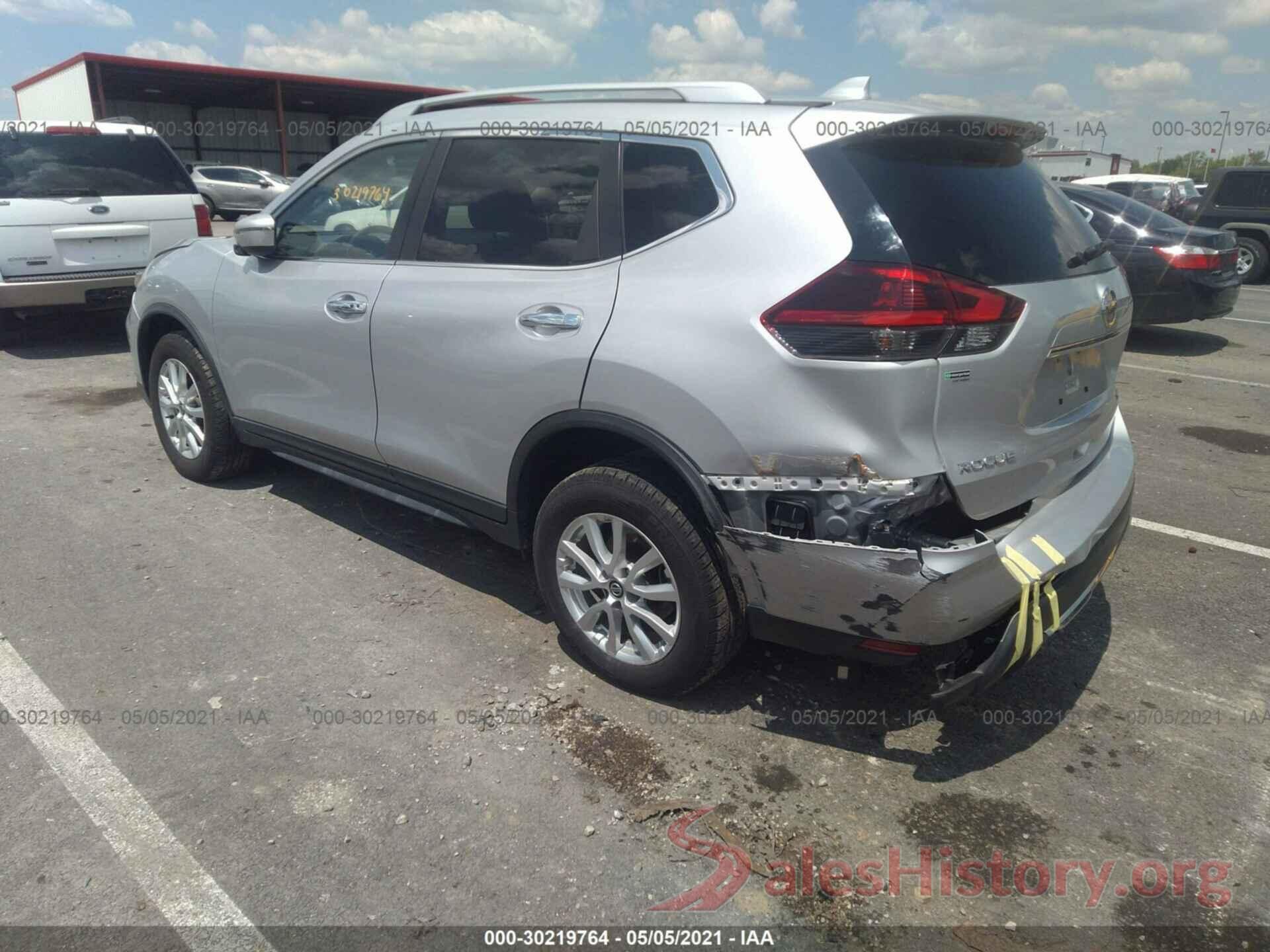 KNMAT2MV5JP593957 2018 NISSAN ROGUE