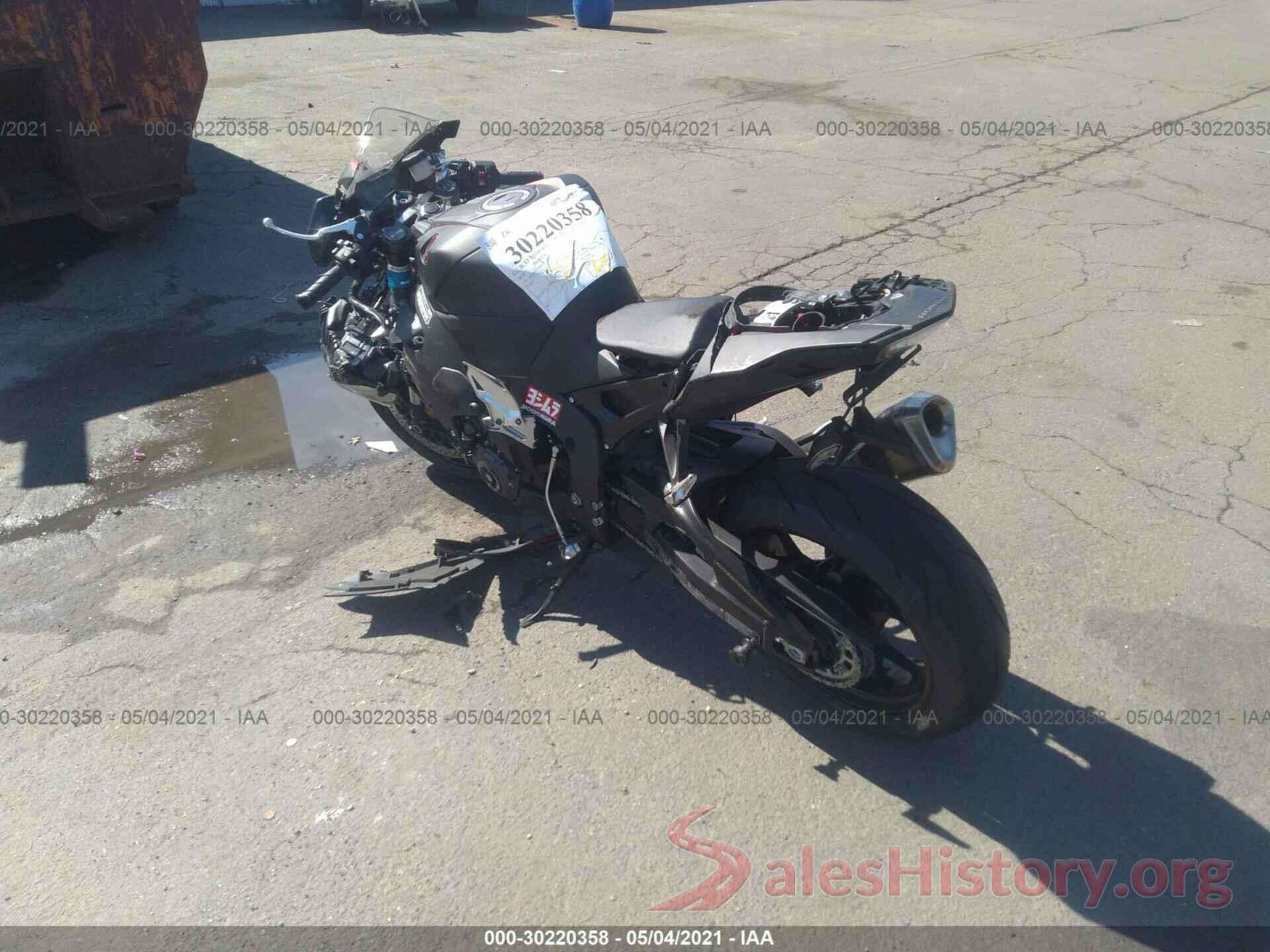 JH2SC7710JK100734 2018 HONDA CBR1000