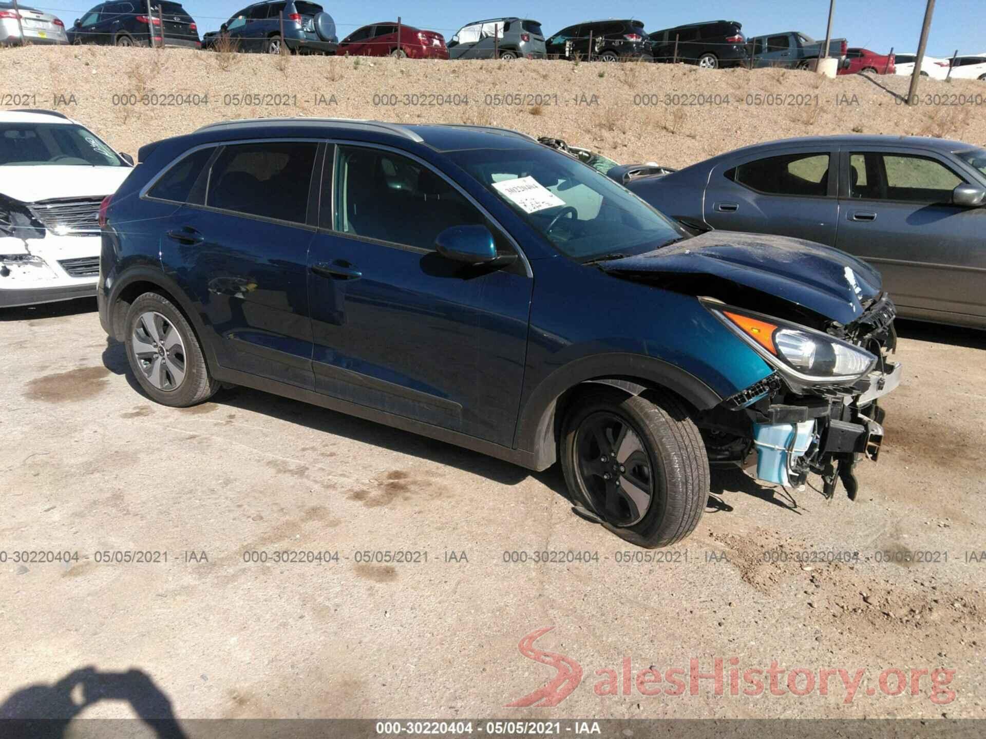 KNDCB3LC7J5146902 2018 KIA NIRO