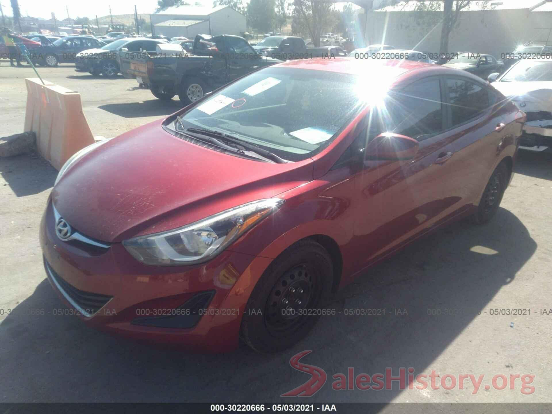 5NPDH4AEXGH755956 2016 HYUNDAI ELANTRA