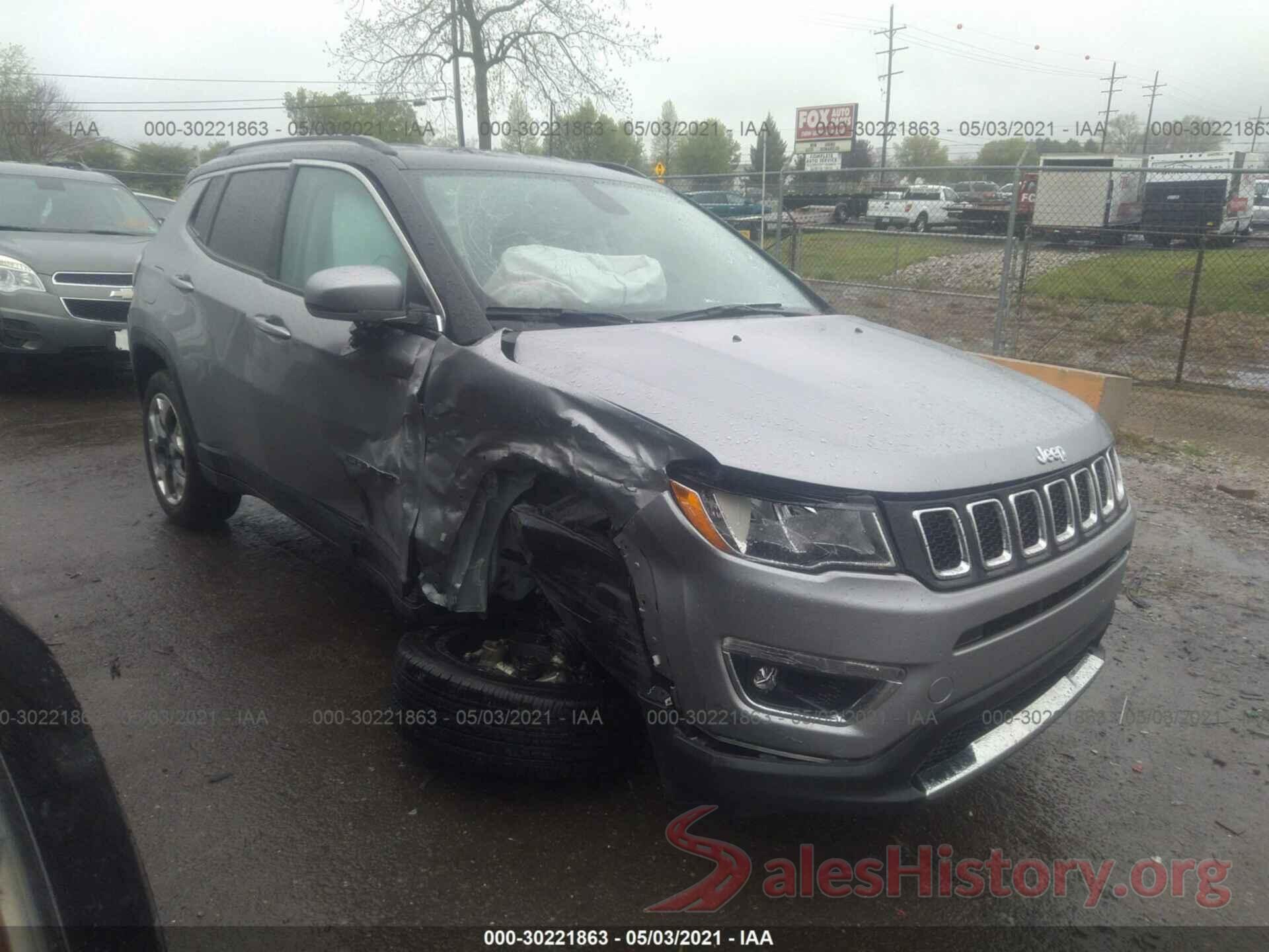 3C4NJDCB7KT723289 2019 JEEP COMPASS