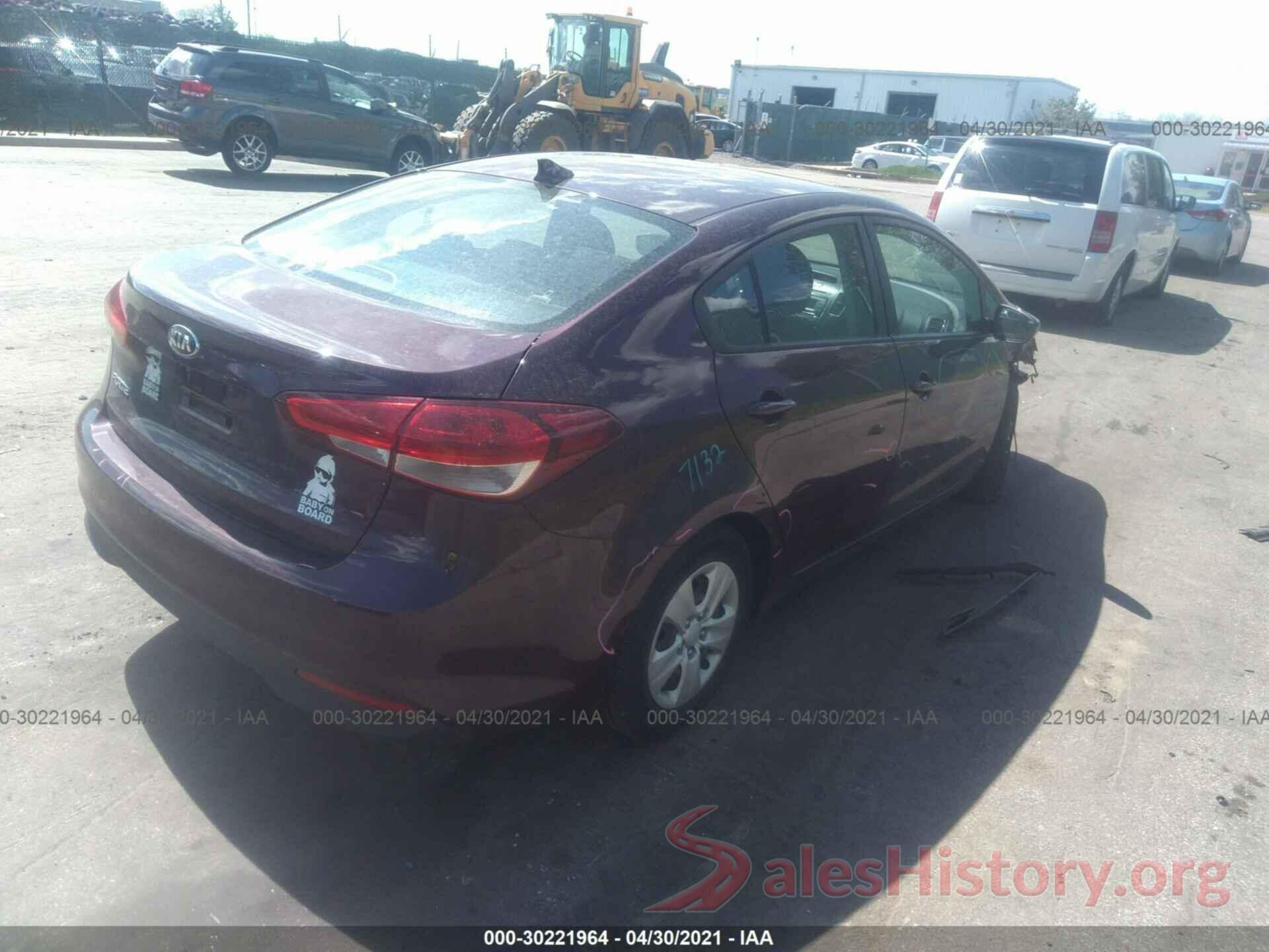 3KPFK4A71JE170318 2018 KIA FORTE