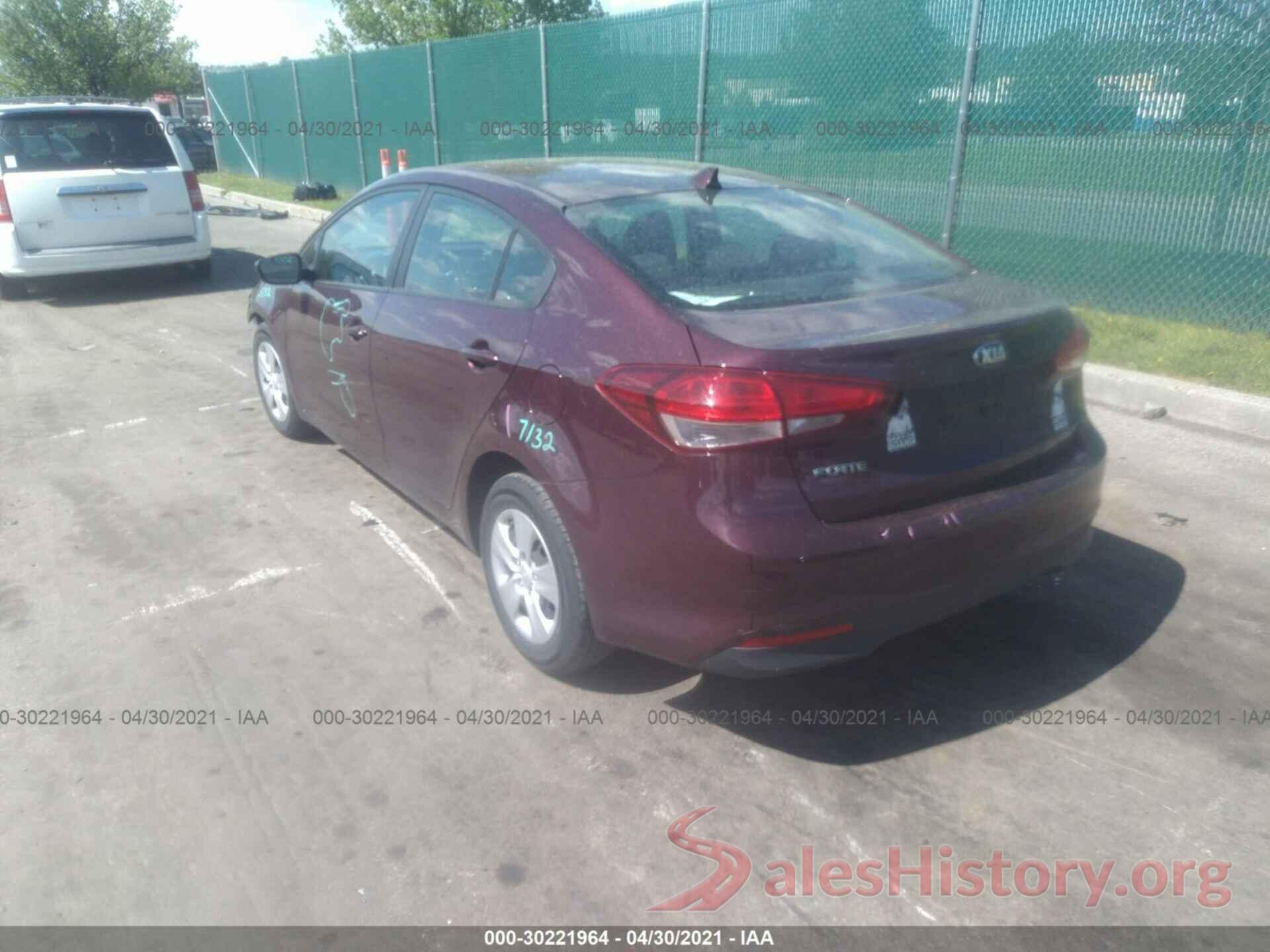 3KPFK4A71JE170318 2018 KIA FORTE