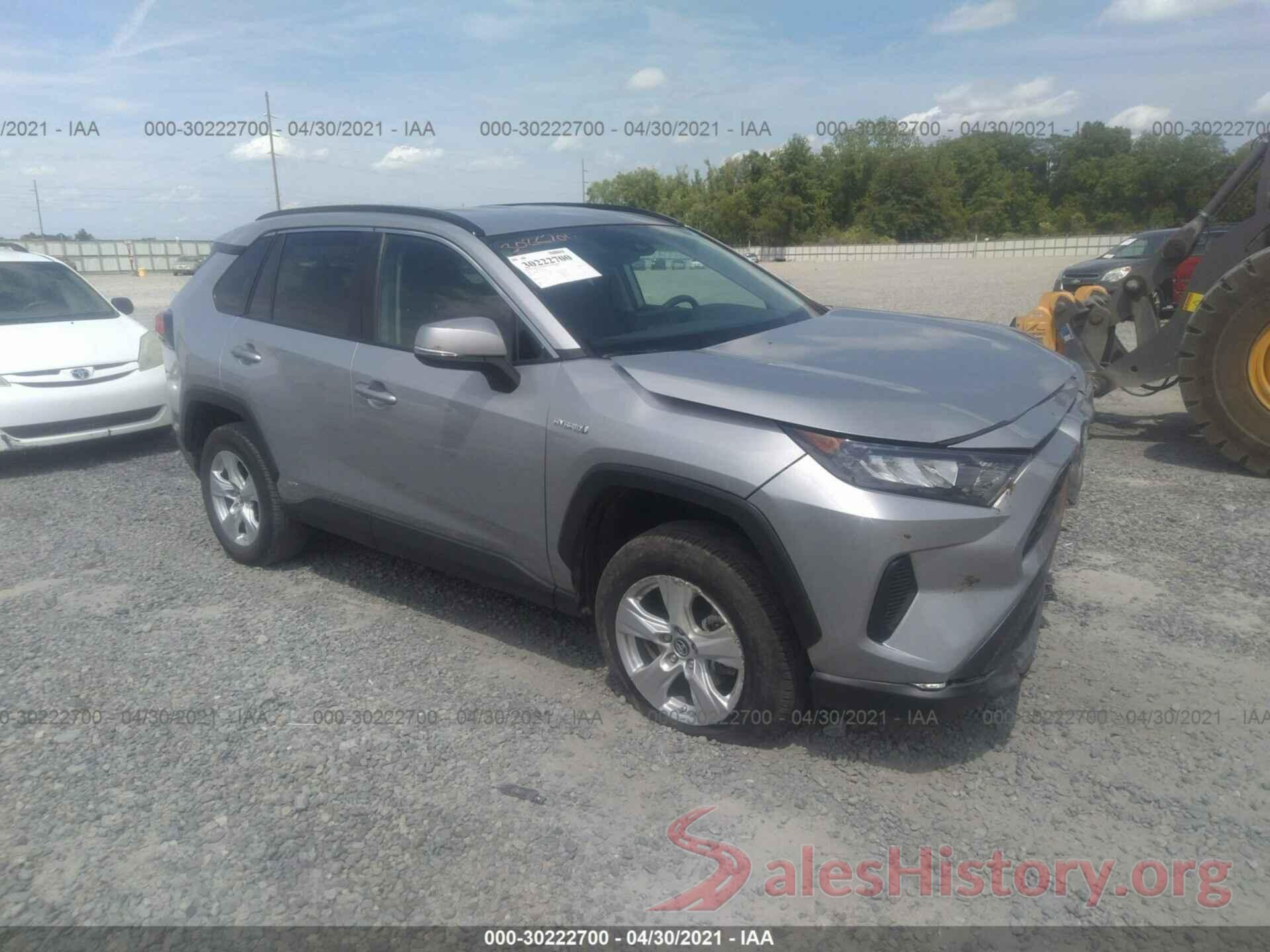 2T3MWRFV1KW041596 2019 TOYOTA RAV4