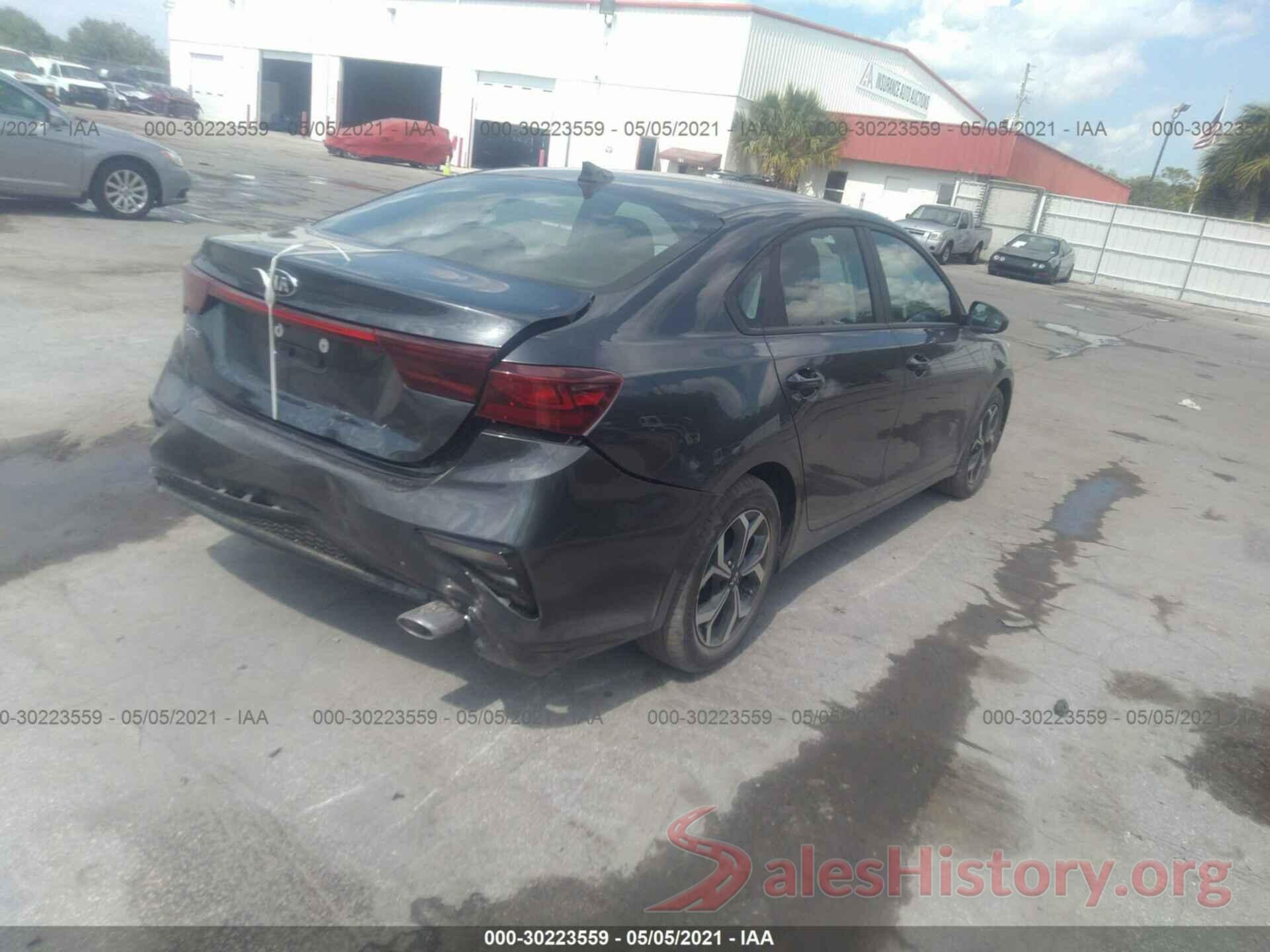 3KPF24AD3ME305227 2021 KIA FORTE