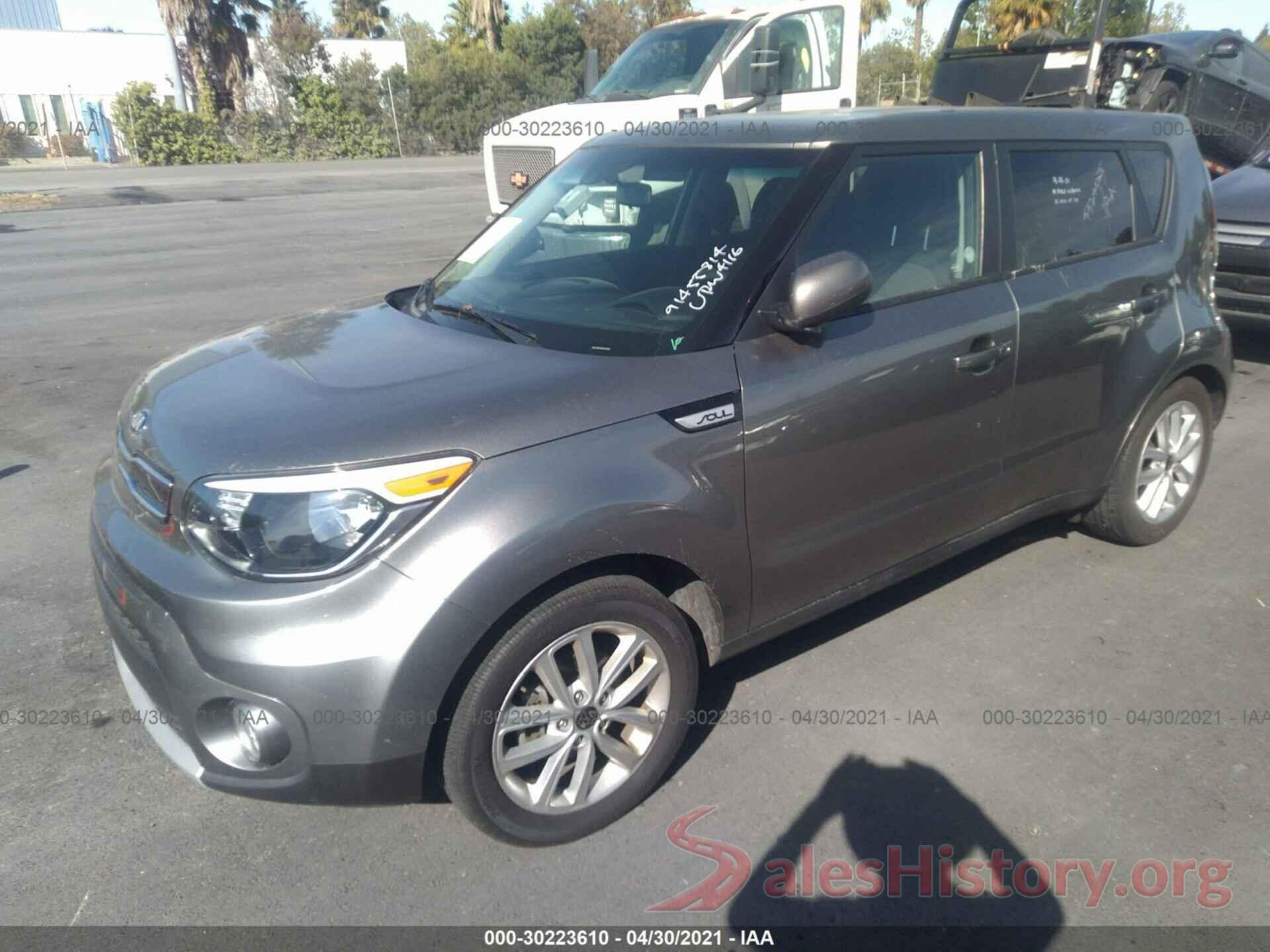 KNDJP3A58K7699335 2019 KIA SOUL