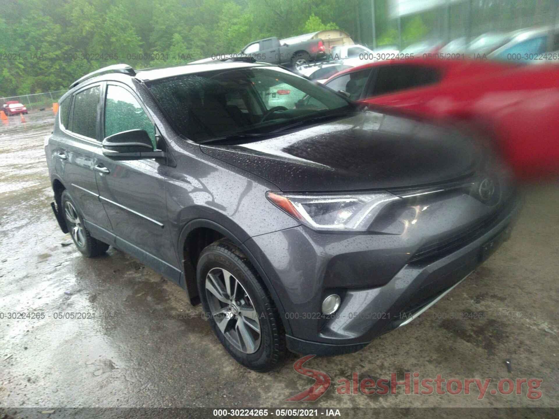 2T3RFREV9JW749584 2018 TOYOTA RAV4