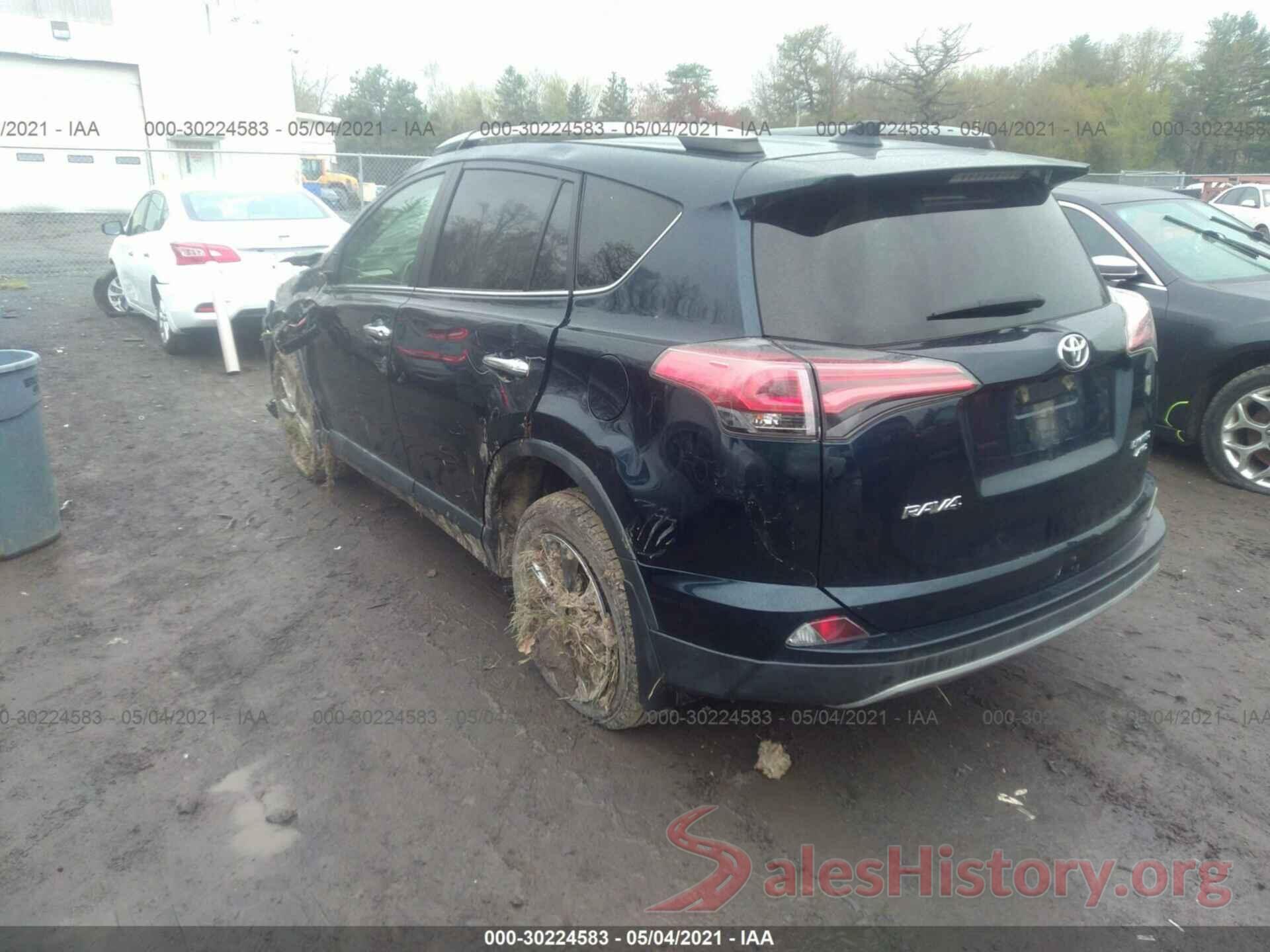 JTMDFREV2JJ185236 2018 TOYOTA RAV4