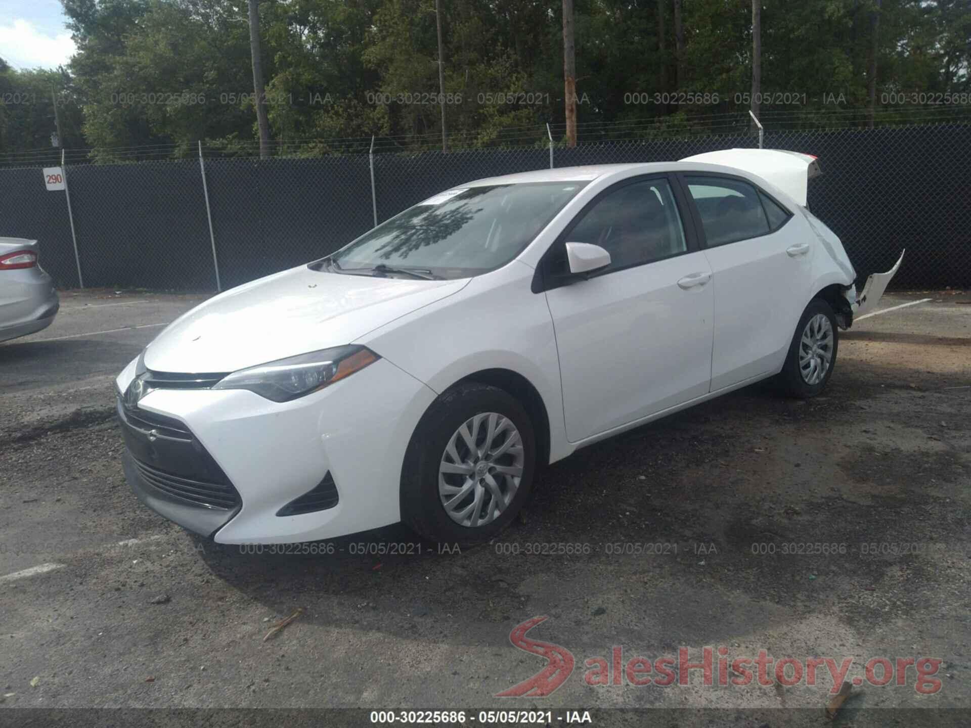 5YFBURHE8JP822828 2018 TOYOTA COROLLA