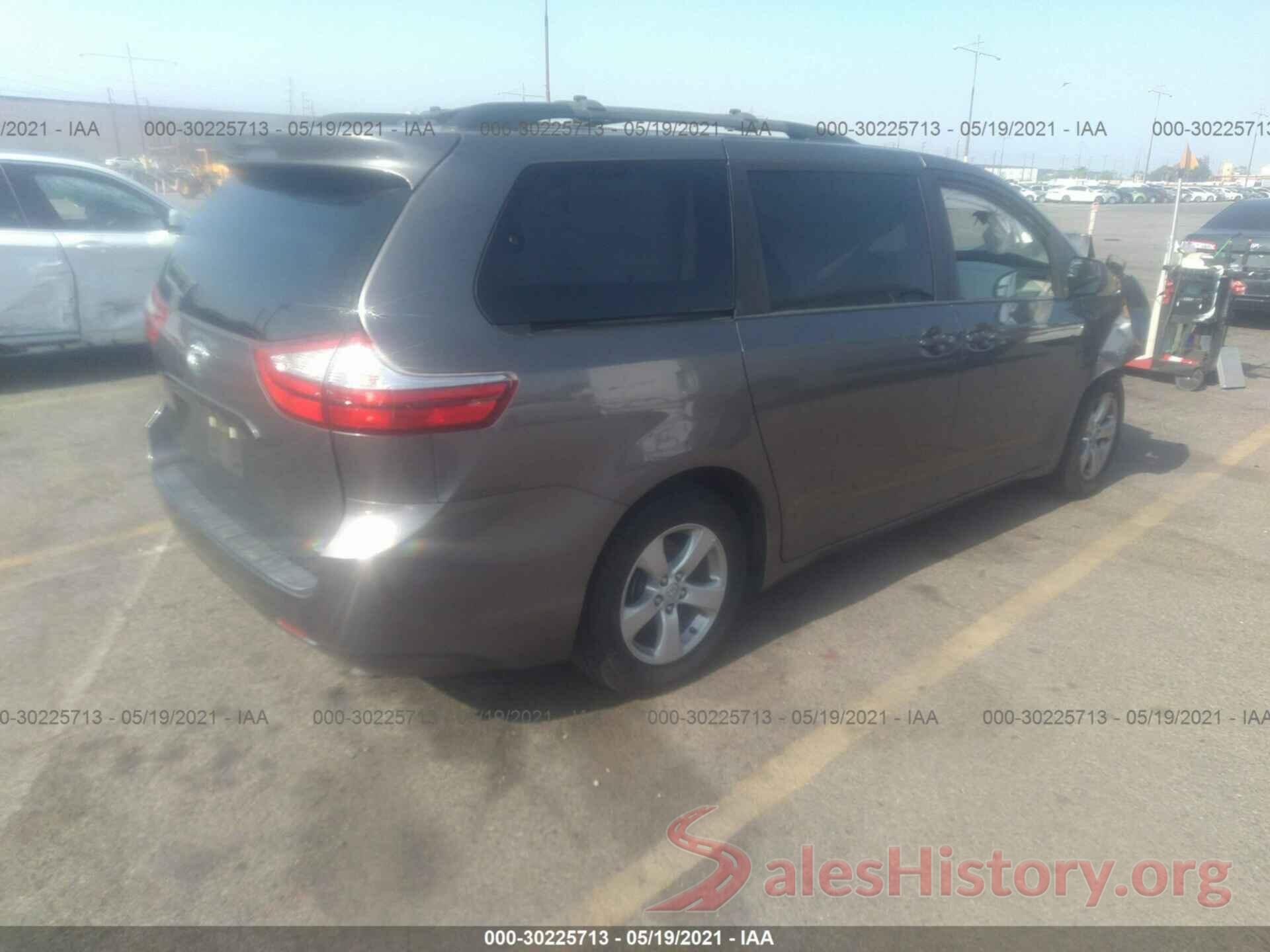 5TDKZ3DC1HS814123 2017 TOYOTA SIENNA