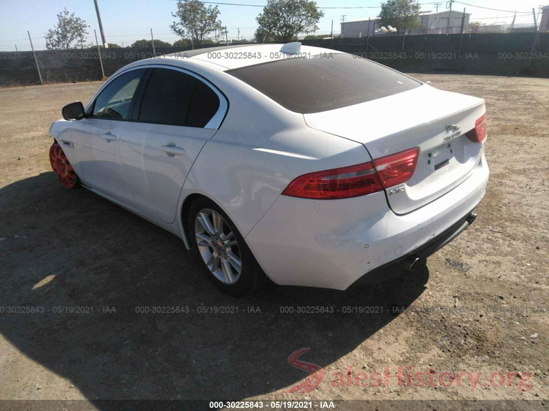 SAJAD4BG2HA976024 2017 JAGUAR XE