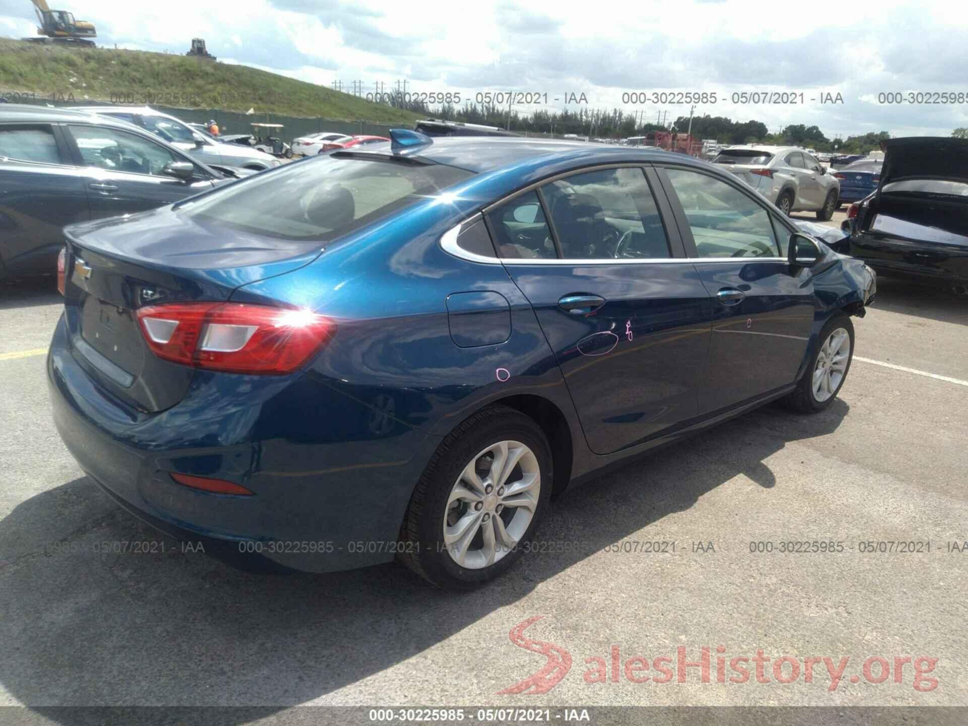 1G1BE5SMXK7131267 2019 CHEVROLET CRUZE