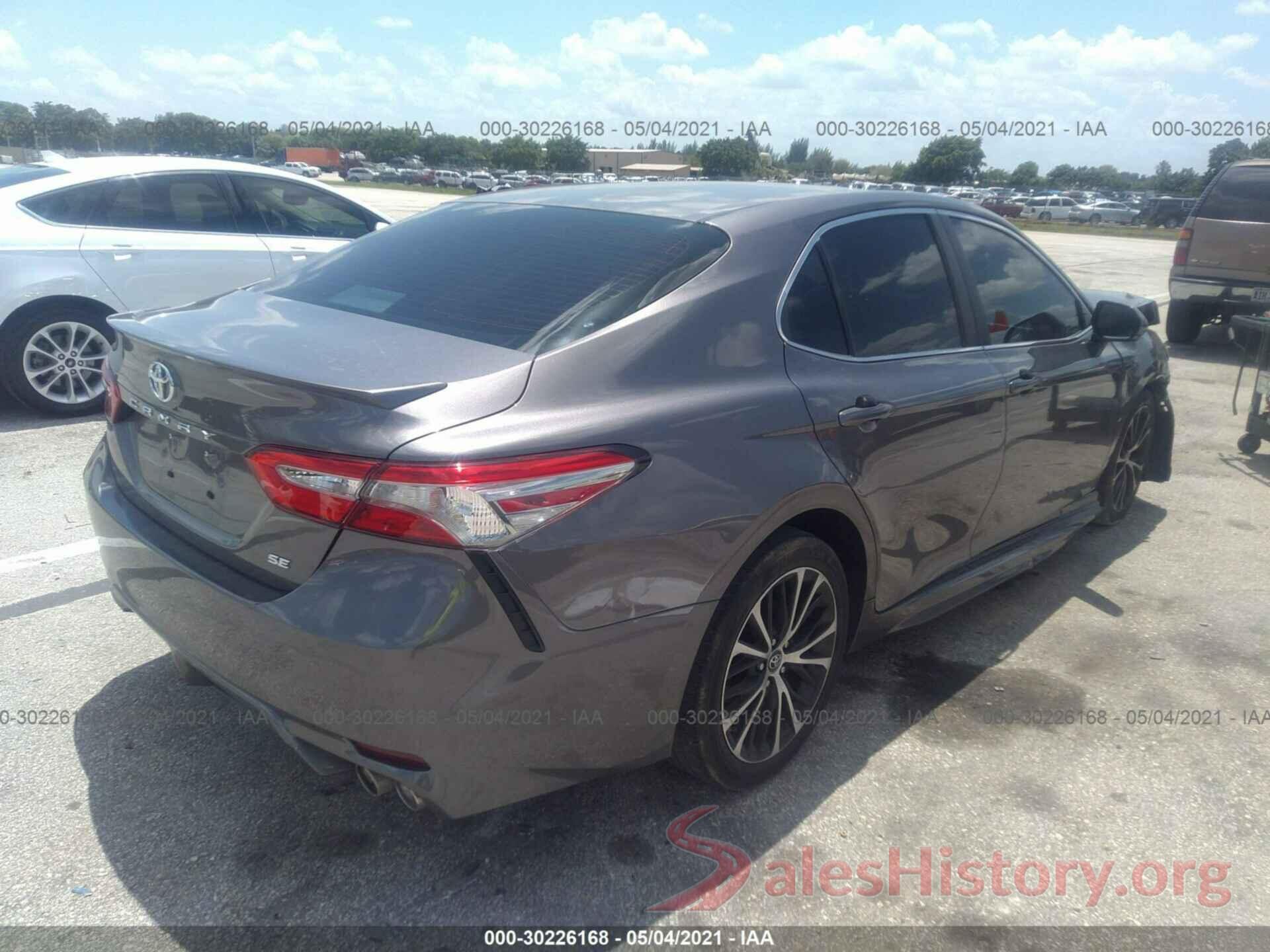 4T1B11HK3JU116168 2018 TOYOTA CAMRY