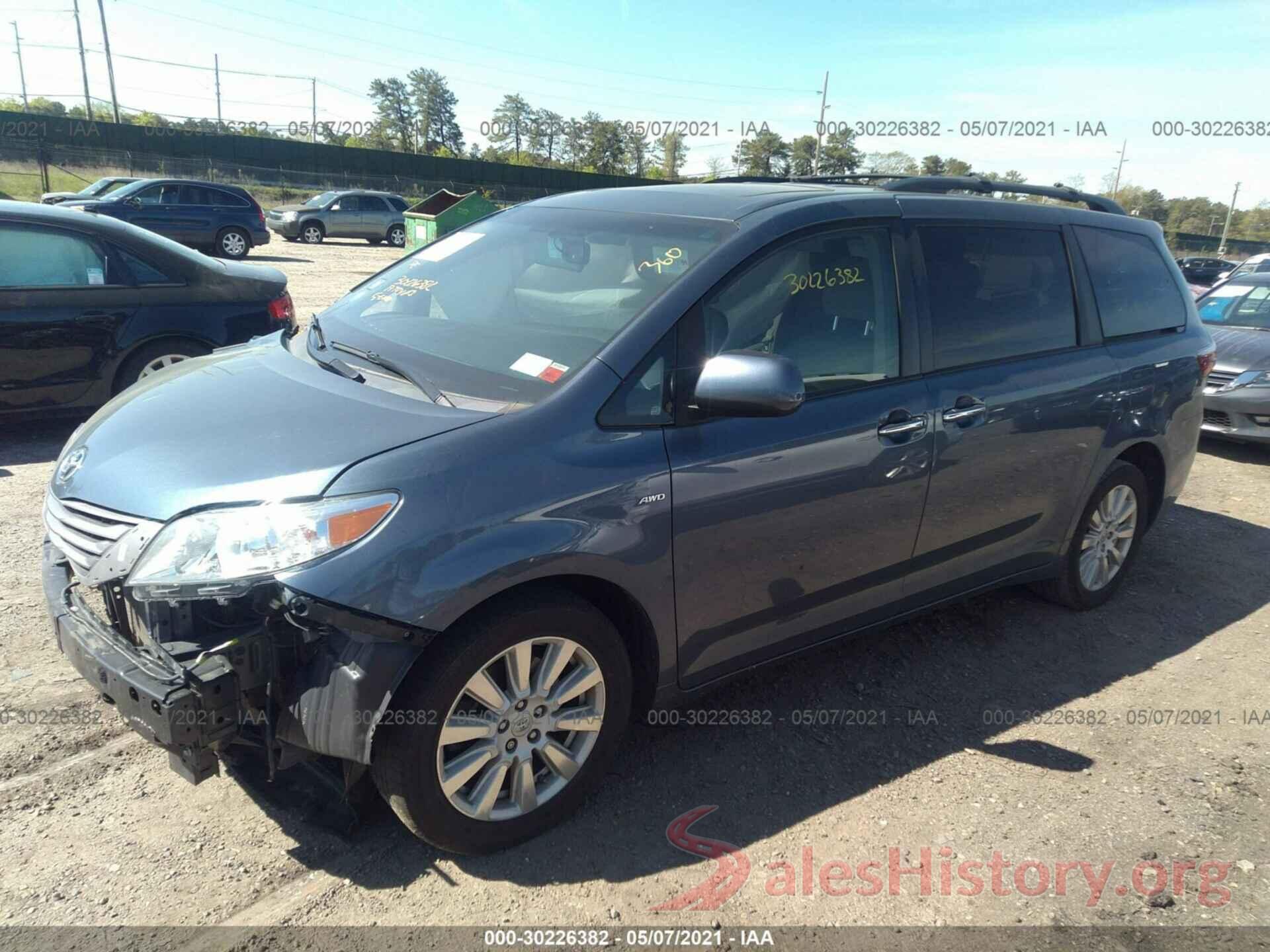 5TDDZ3DC5HS160509 2017 TOYOTA SIENNA