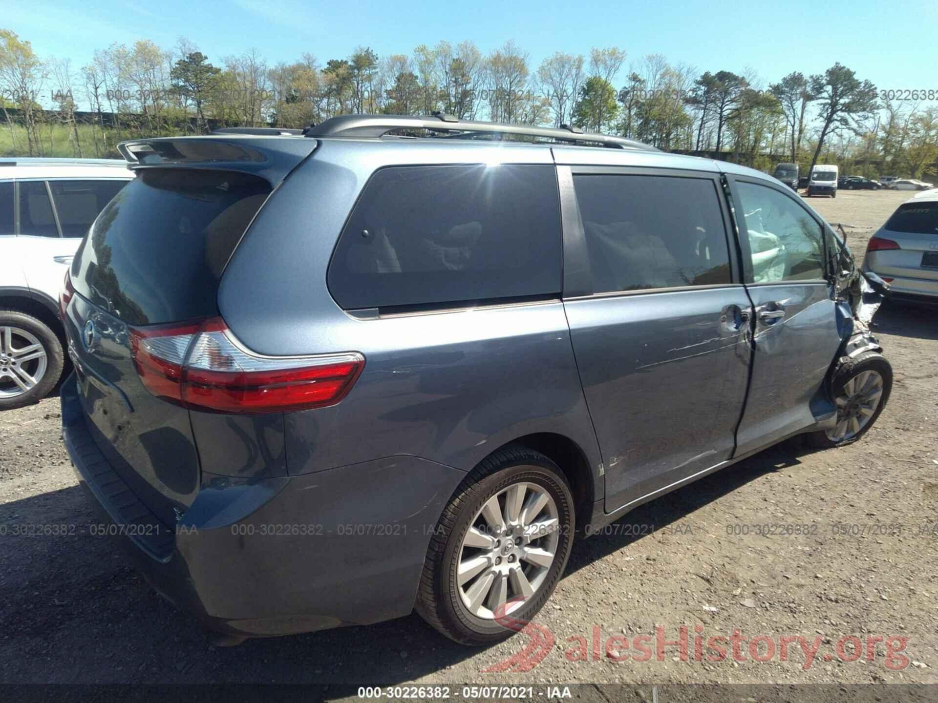 5TDDZ3DC5HS160509 2017 TOYOTA SIENNA