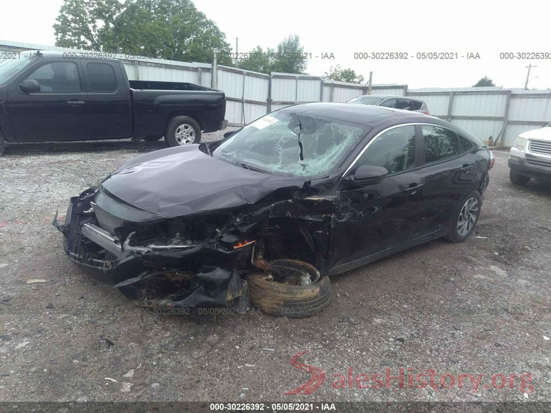 19XFC2F82JE044195 2018 HONDA CIVIC SEDAN