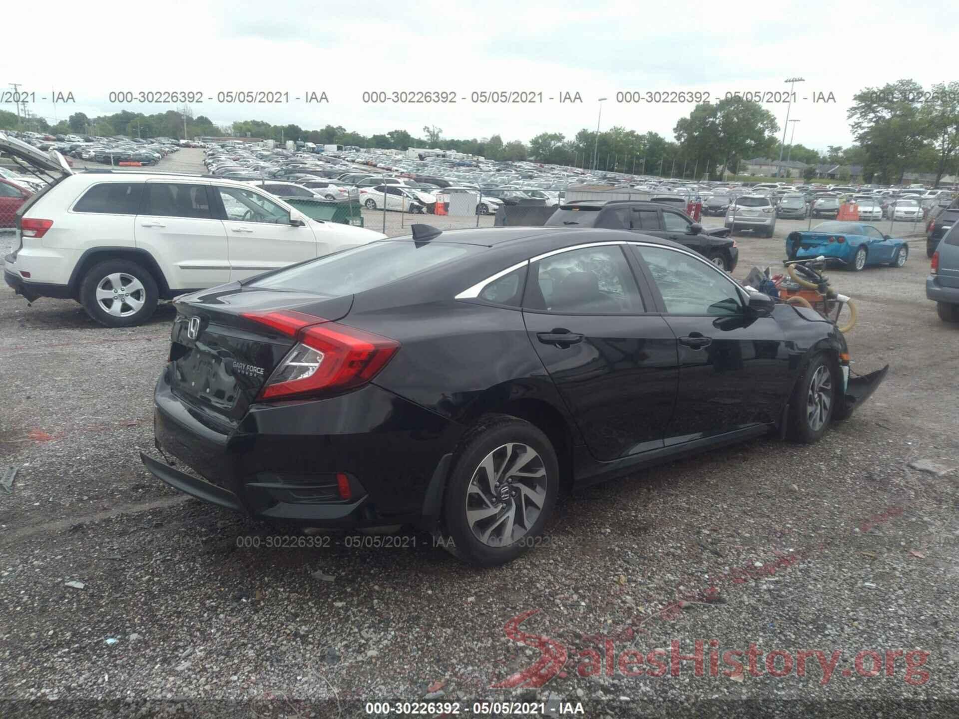 19XFC2F82JE044195 2018 HONDA CIVIC SEDAN