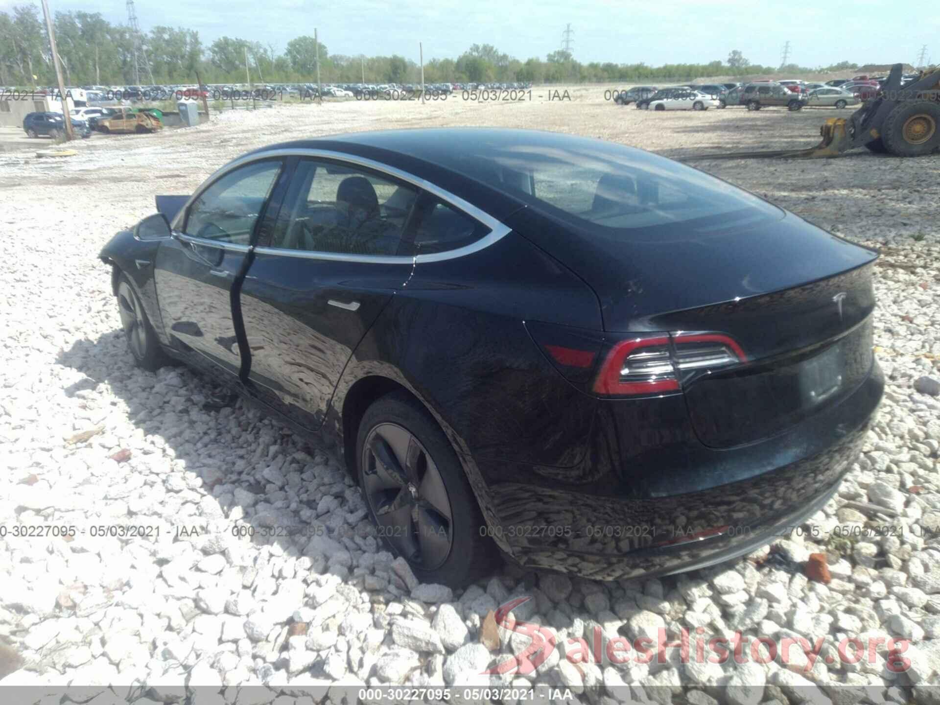 5YJ3E1EA5JF075897 2018 TESLA MODEL 3