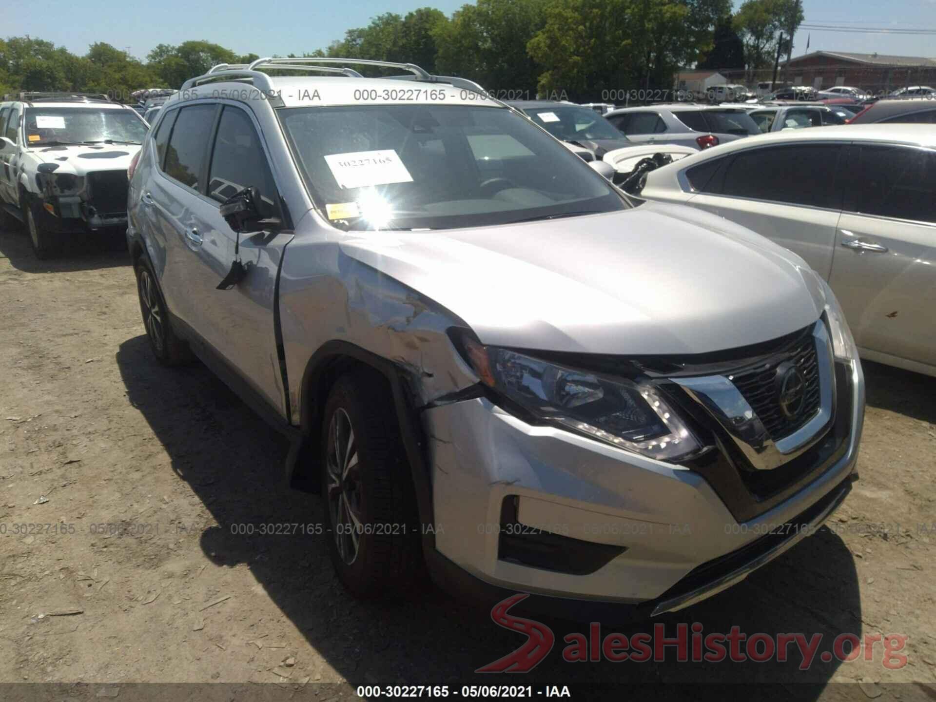 JN8AT2MTXLW040264 2020 NISSAN ROGUE