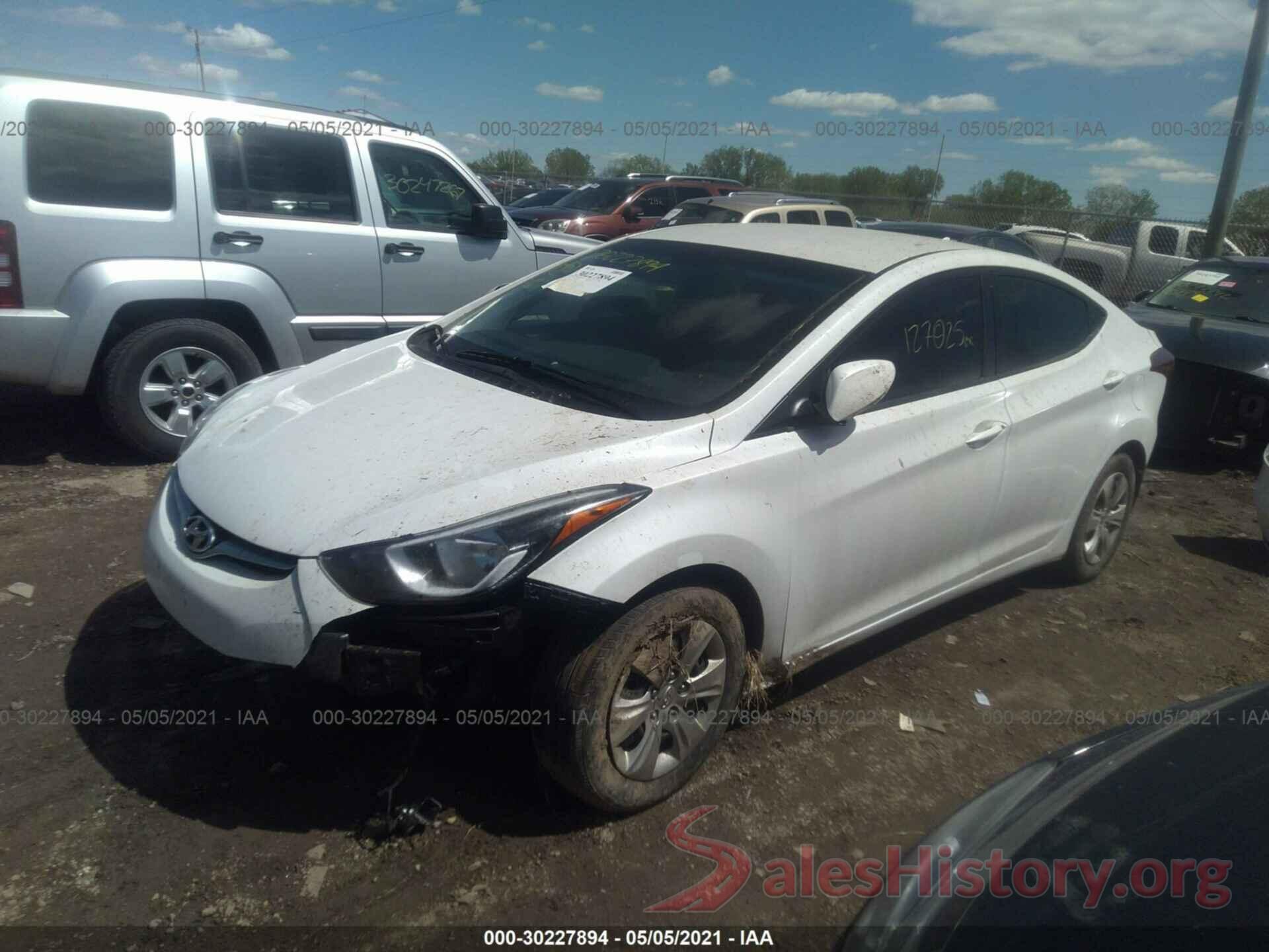 5NPDH4AE1GH740617 2016 HYUNDAI ELANTRA