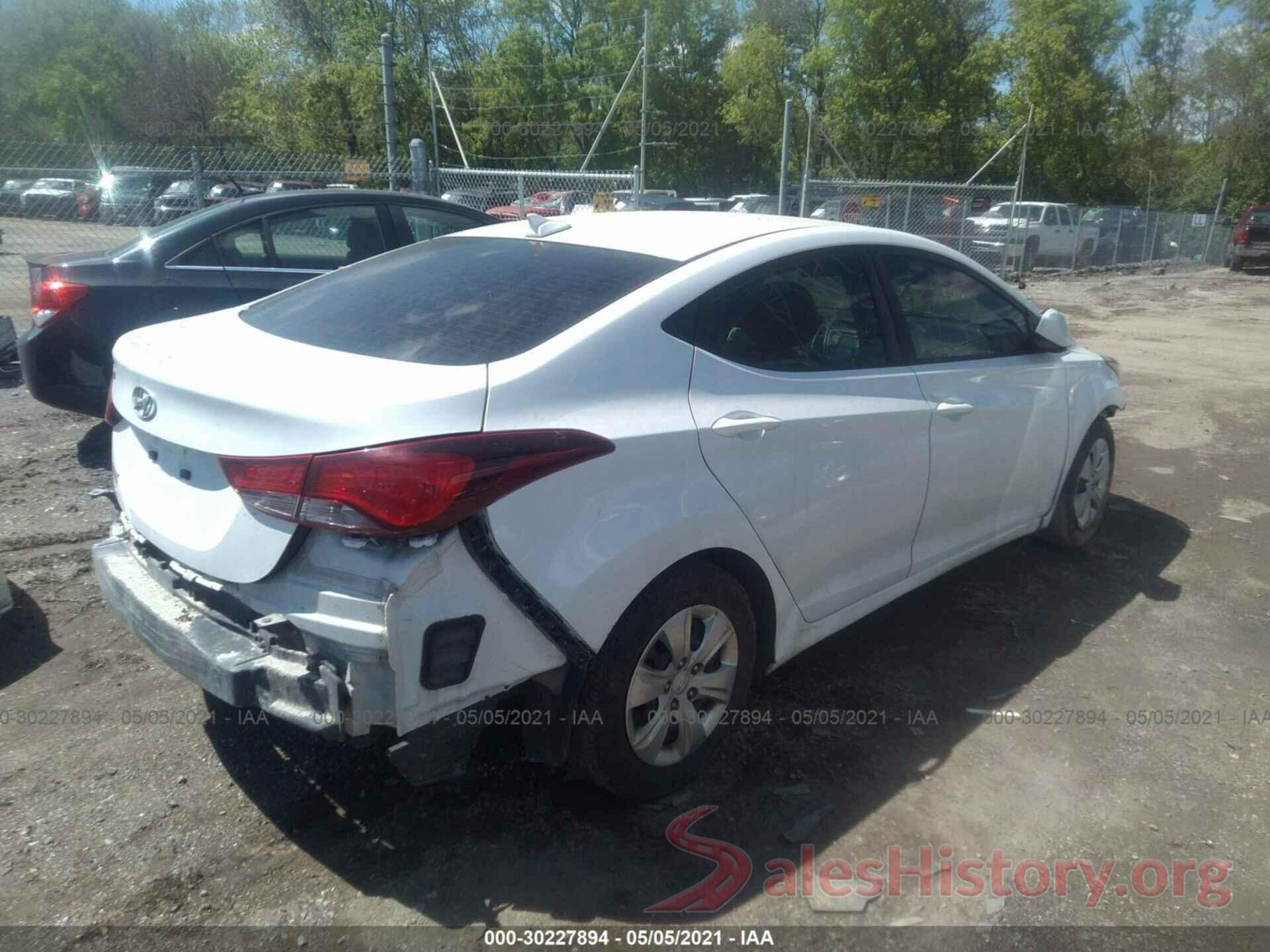 5NPDH4AE1GH740617 2016 HYUNDAI ELANTRA