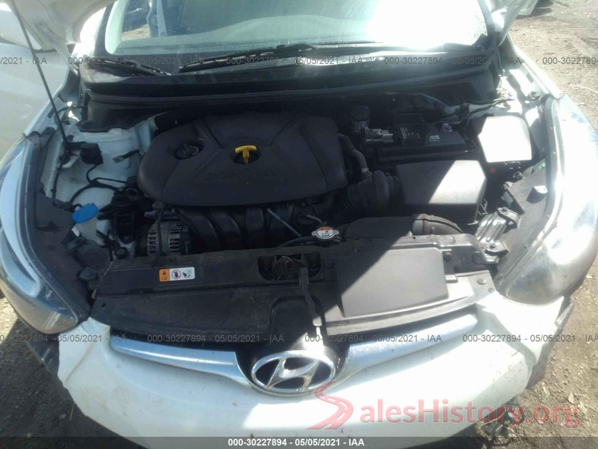 5NPDH4AE1GH740617 2016 HYUNDAI ELANTRA