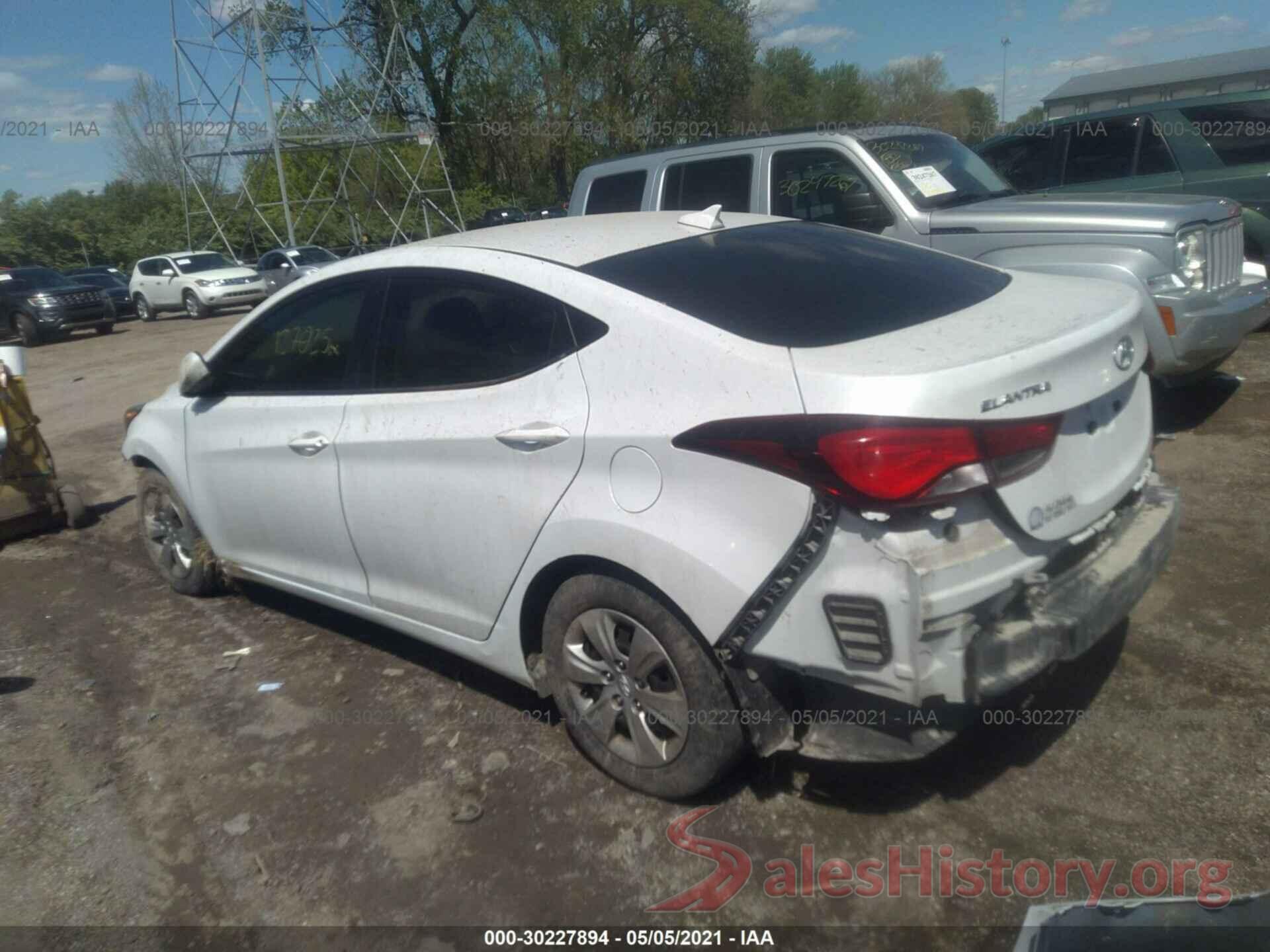 5NPDH4AE1GH740617 2016 HYUNDAI ELANTRA