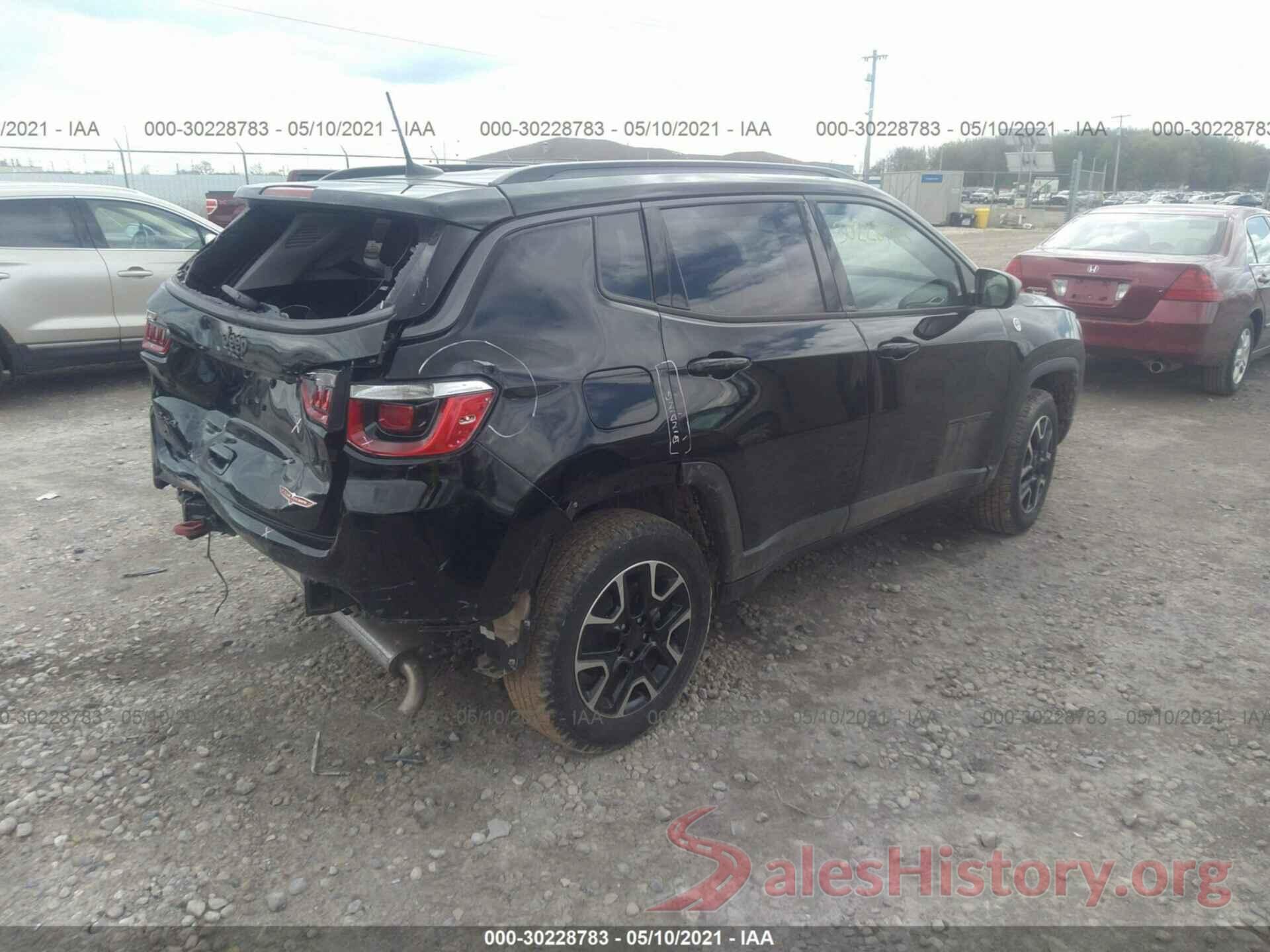 3C4NJDDBXKT829041 2019 JEEP COMPASS