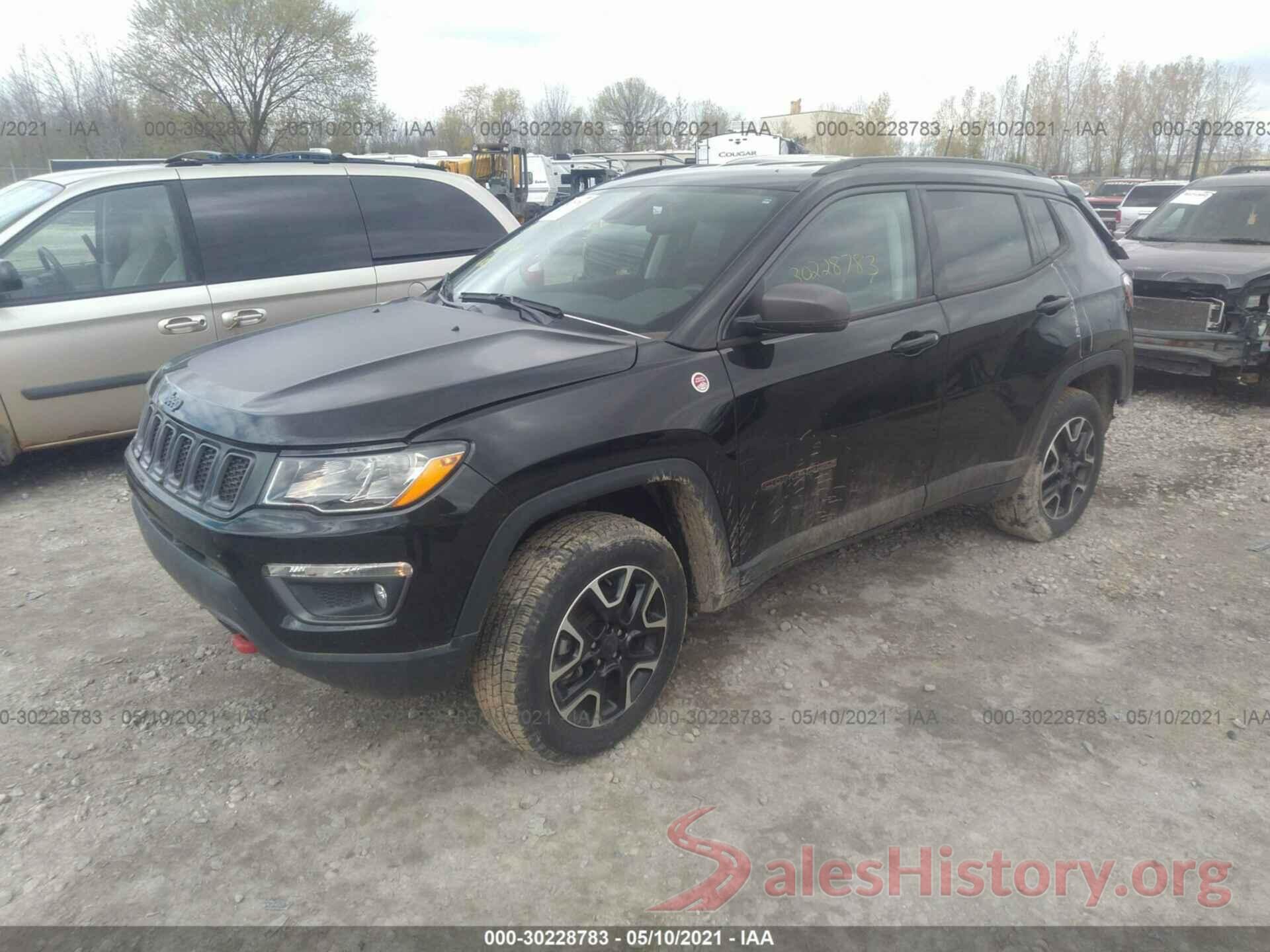 3C4NJDDBXKT829041 2019 JEEP COMPASS