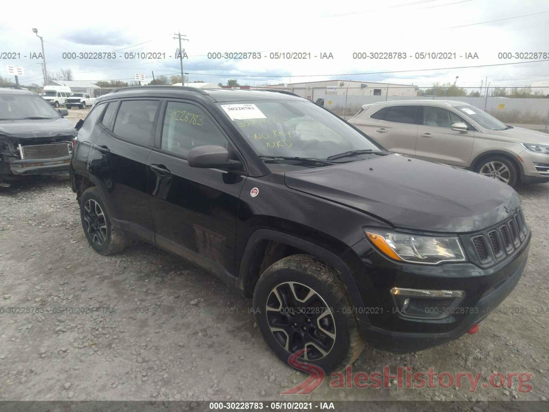 3C4NJDDBXKT829041 2019 JEEP COMPASS