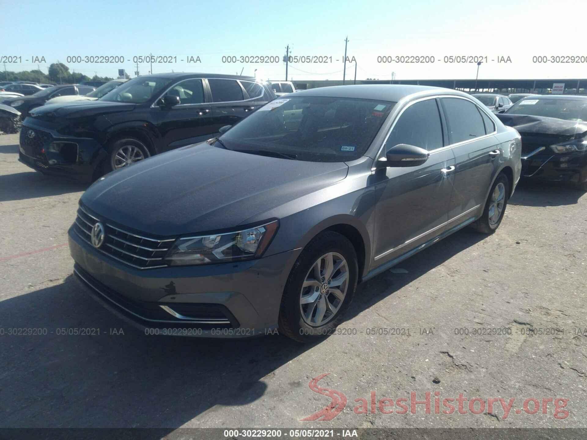 1VWAT7A35HC004033 2017 VOLKSWAGEN PASSAT