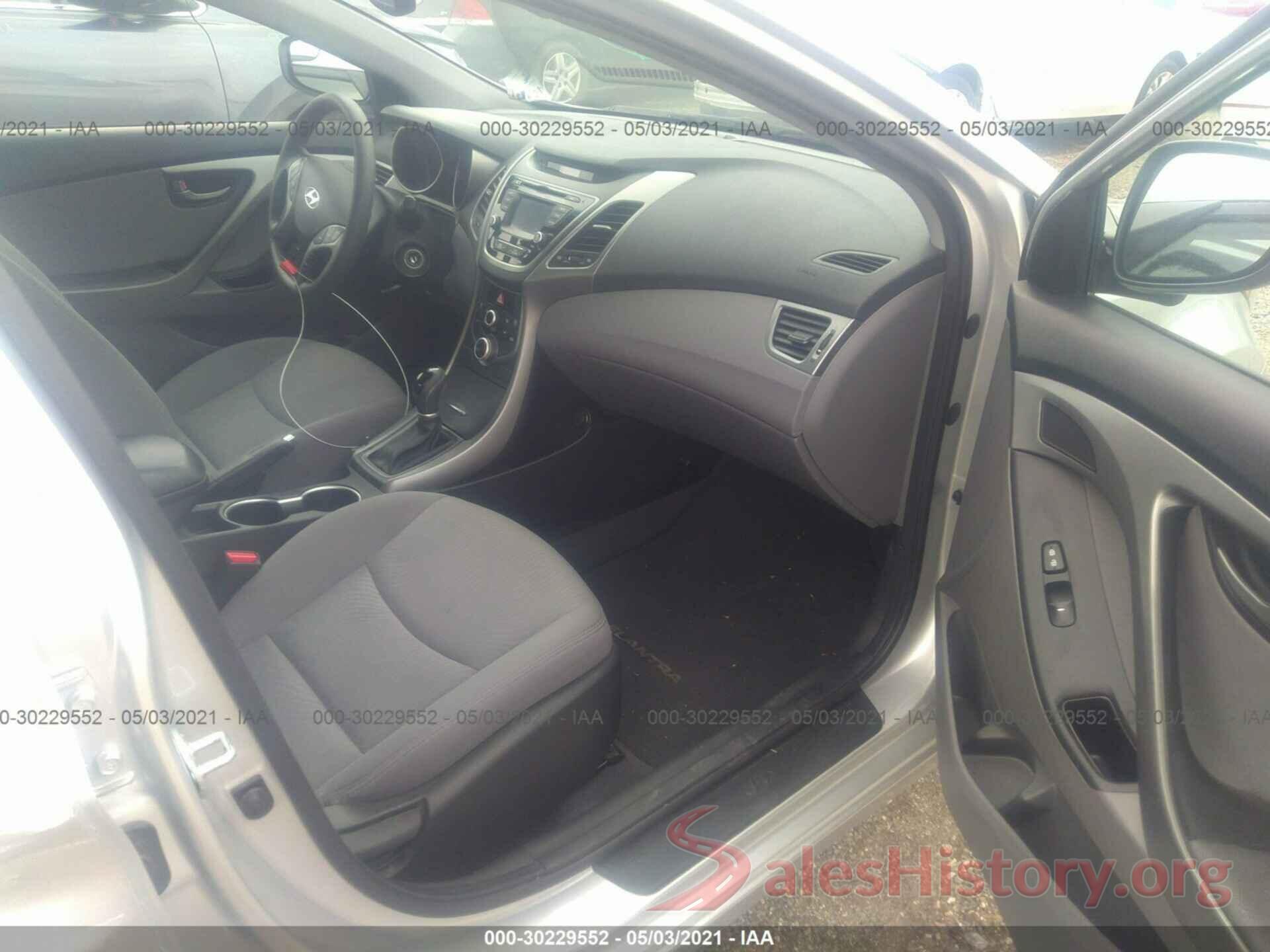 5NPDH4AE4GH721737 2016 HYUNDAI ELANTRA