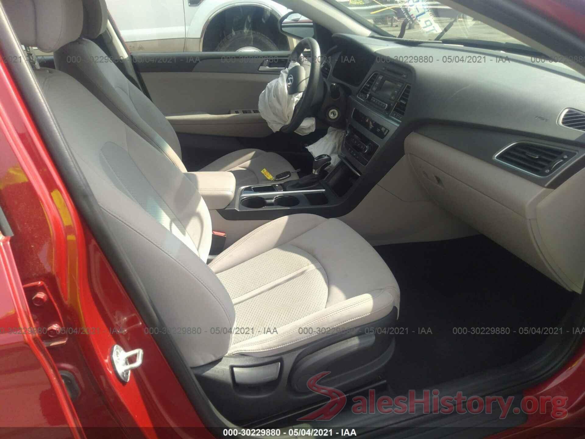 5NPE24AF5HH493926 2017 HYUNDAI SONATA